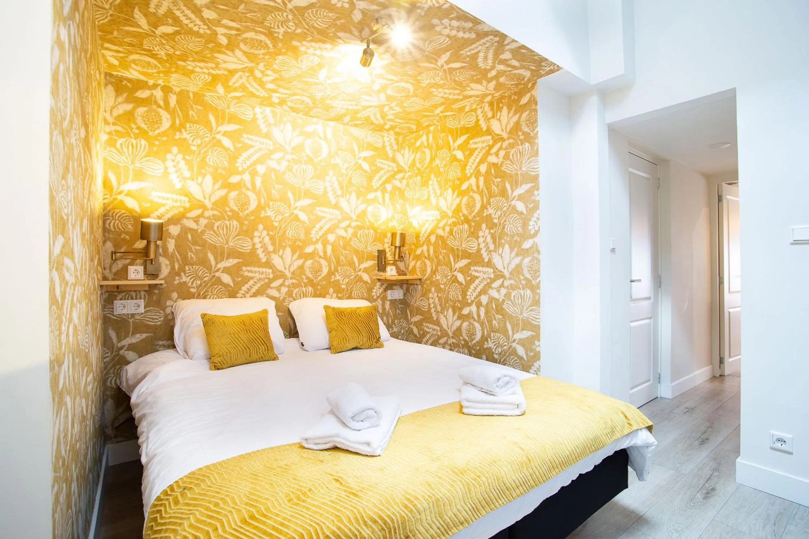 Bed in Boutique Scheveningen beach apartment