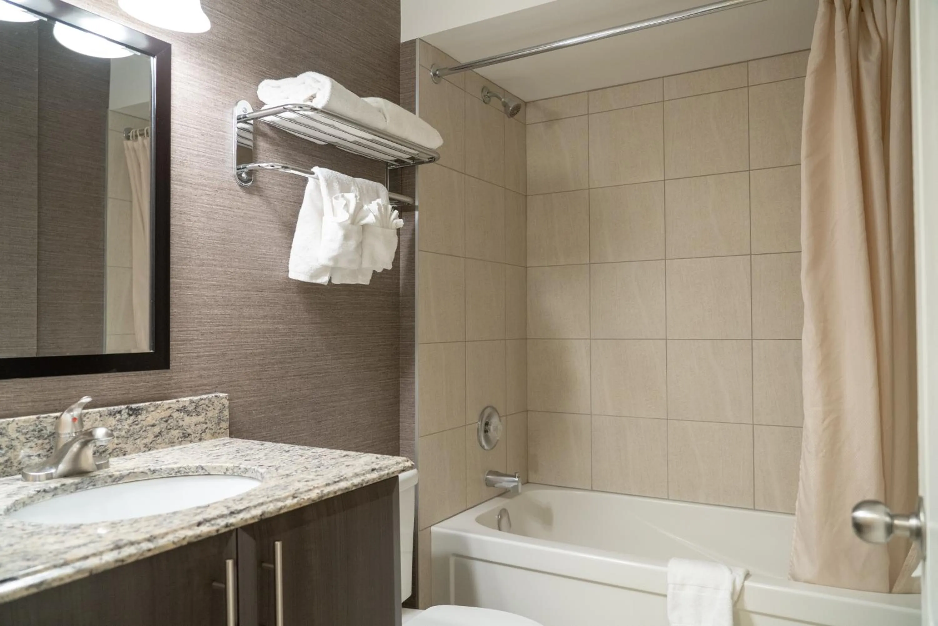 Bathroom in Irwin's Mountain Inn