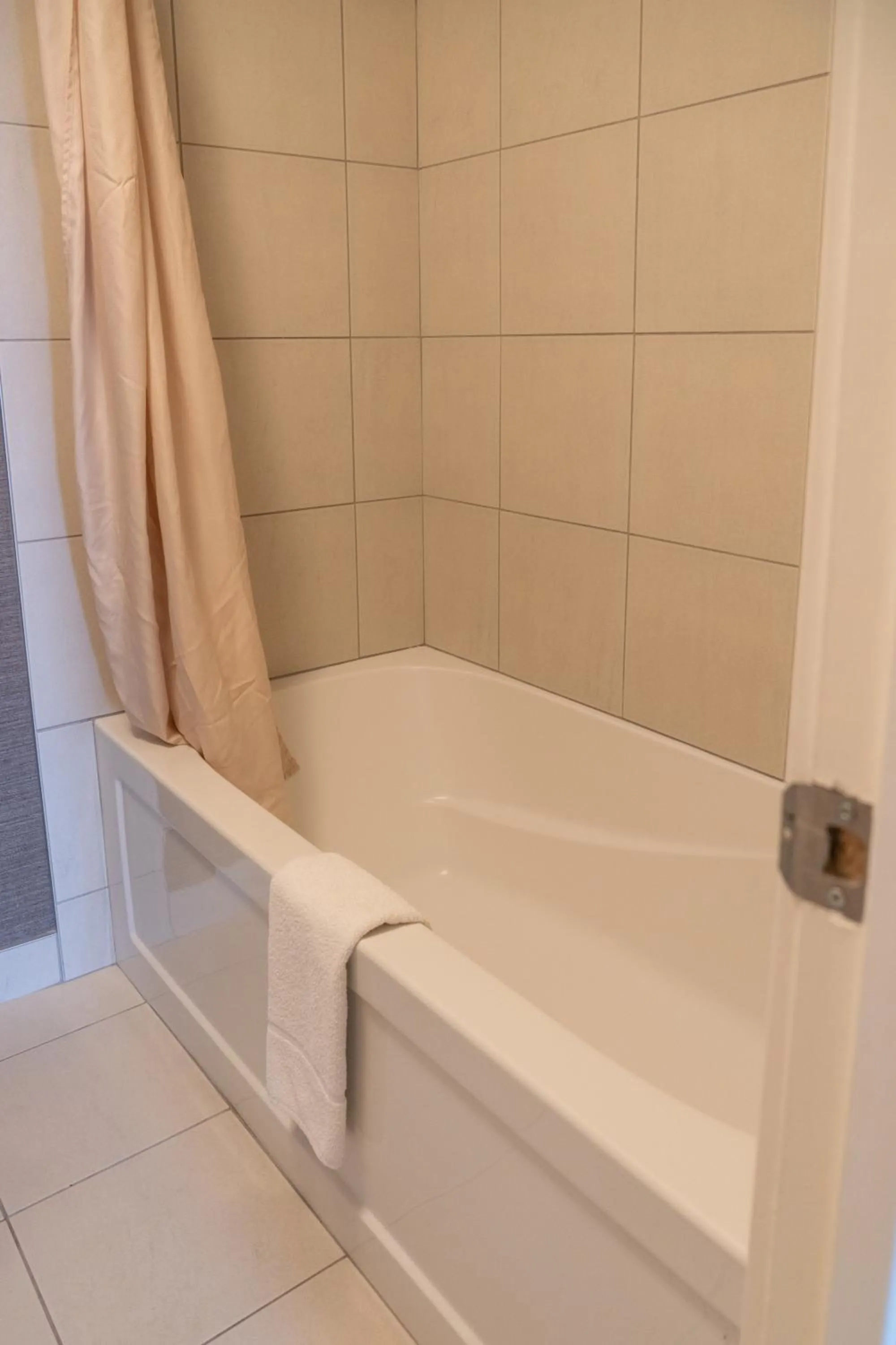 Bath in Irwin's Mountain Inn