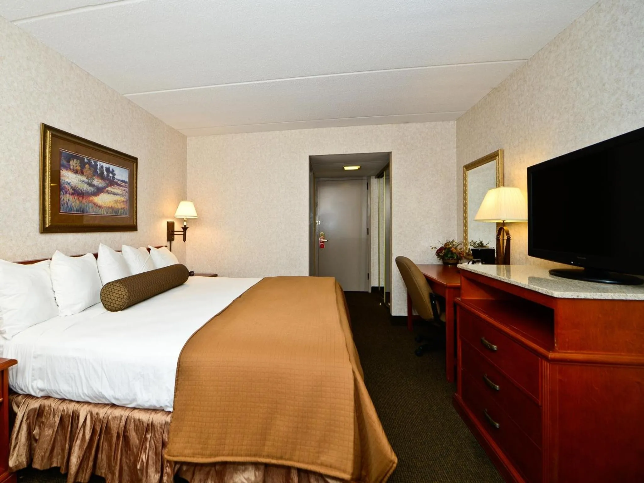 Photo of the whole room in Ramada by Wyndham Plymouth Hotel & Conference Center