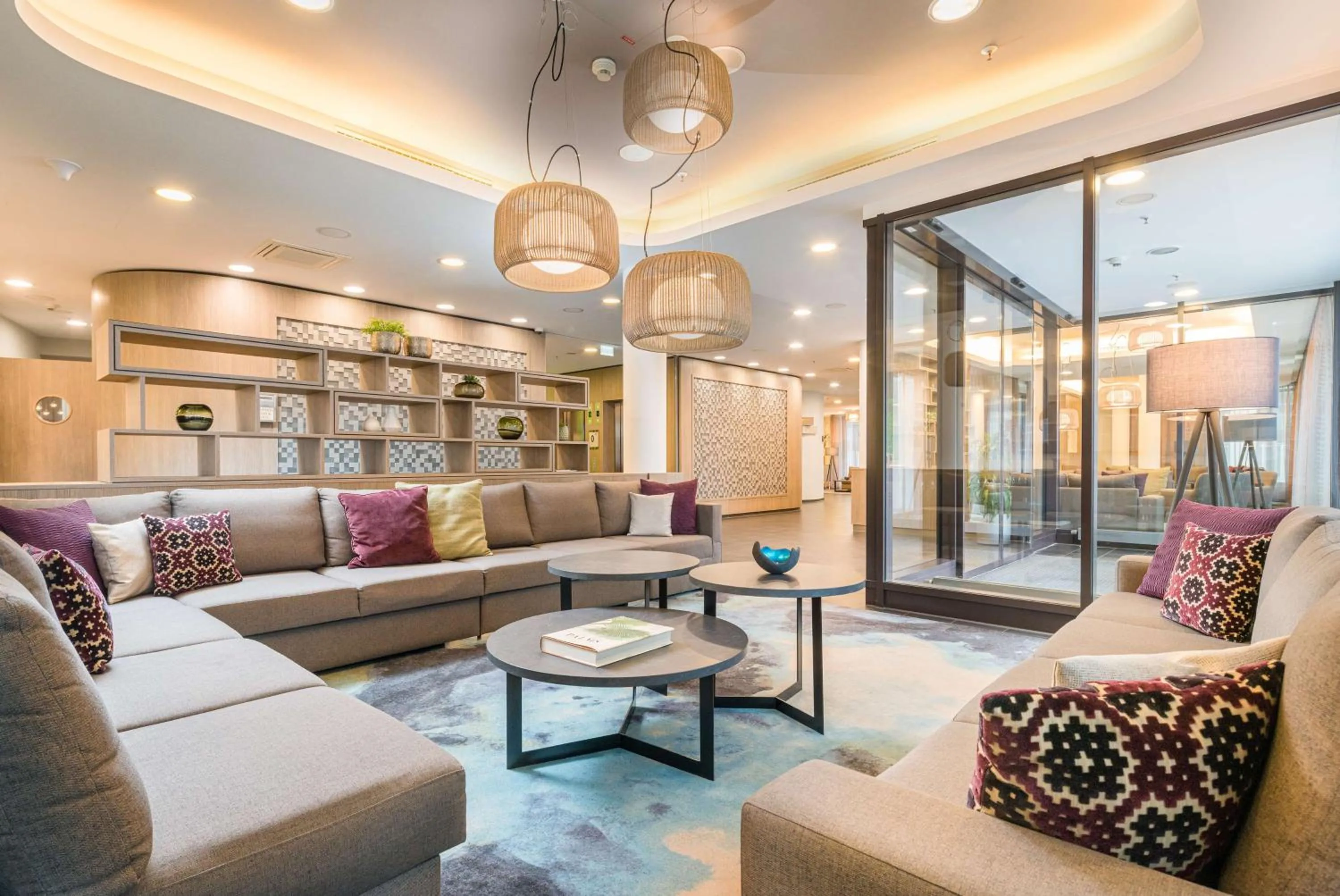 Lobby or reception in Best Western Hotel Airport Frankfurt