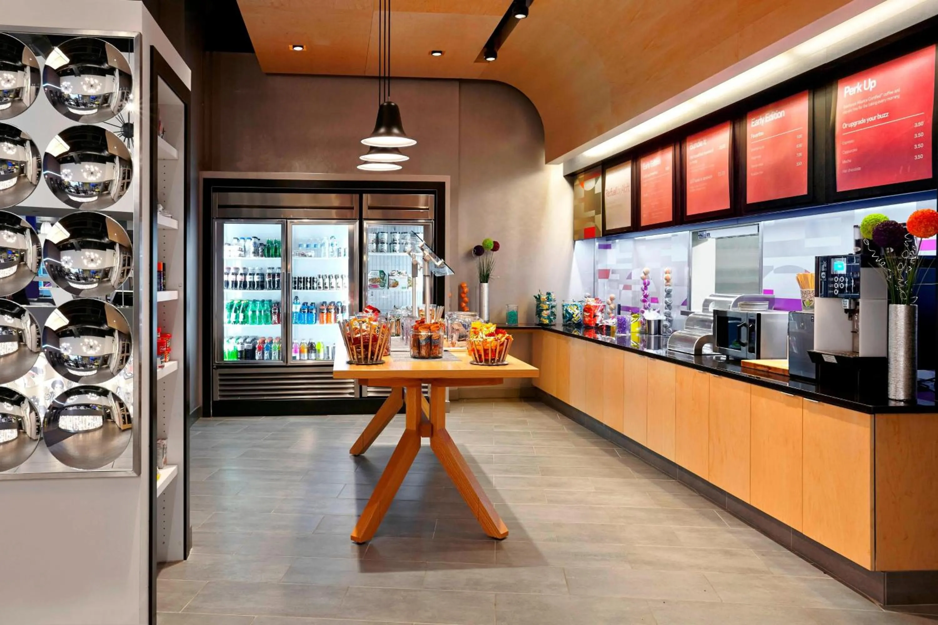 Restaurant/places to eat in Aloft Hotel Calgary University