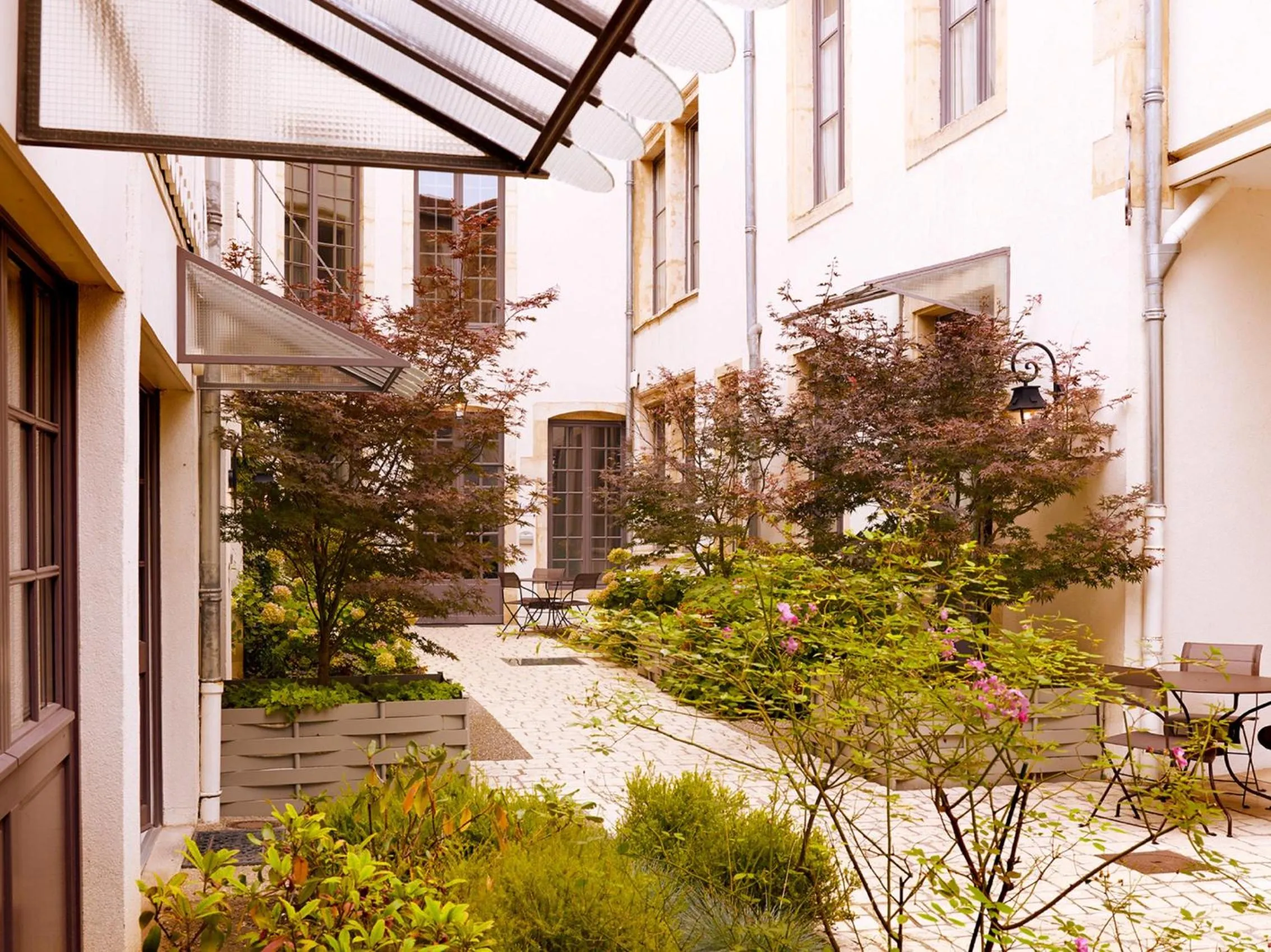 Garden in Hotel De Guise Nancy Vieille Ville
