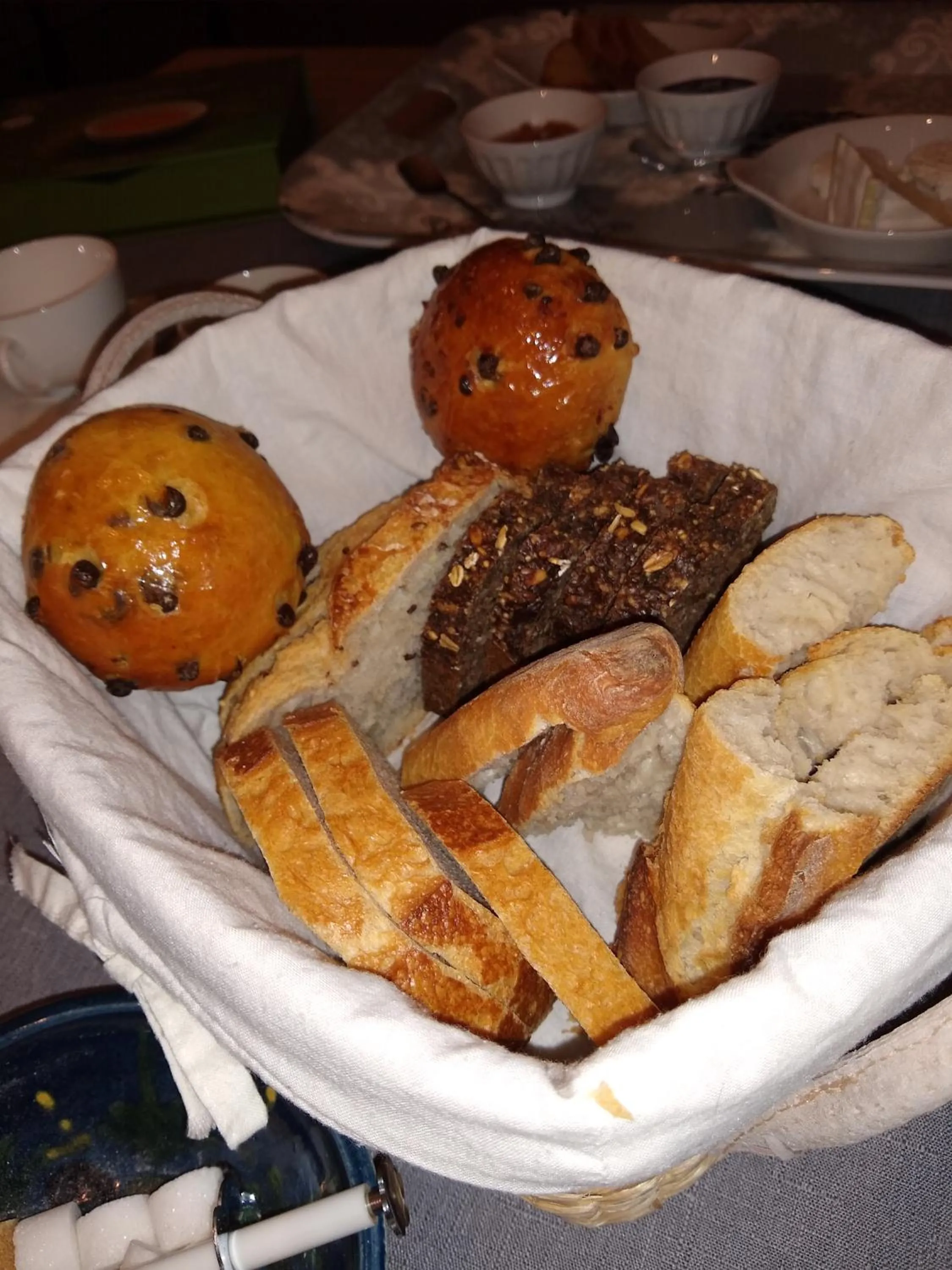 Breakfast in Les Agapanthes