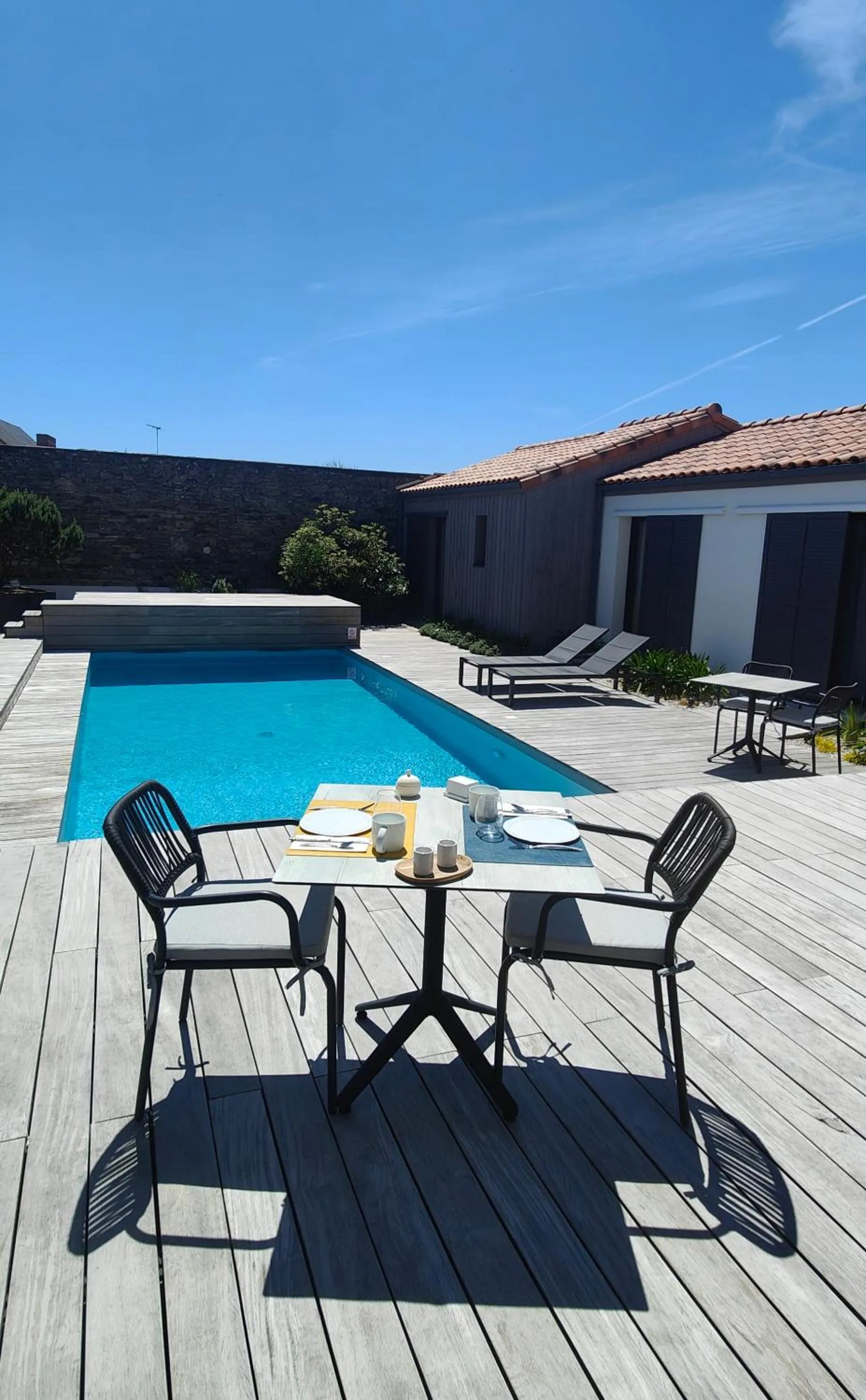 Swimming pool in L'envie