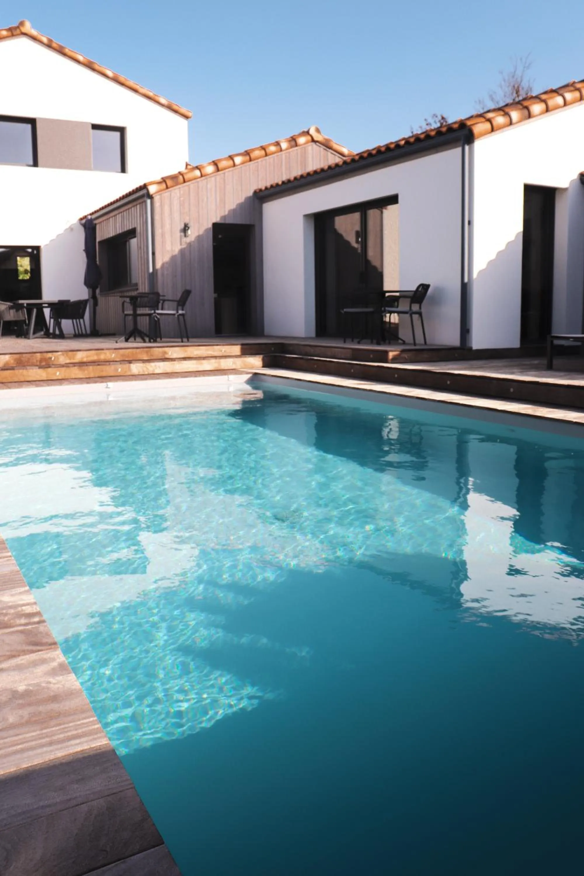 Property building in L'envie