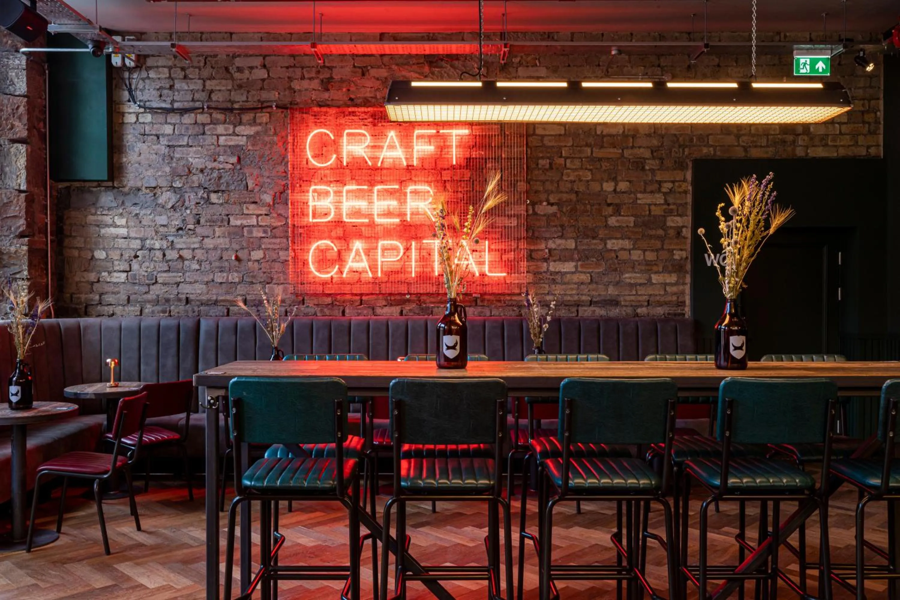 Lounge or bar in BrewDog DogHouse Edinburgh