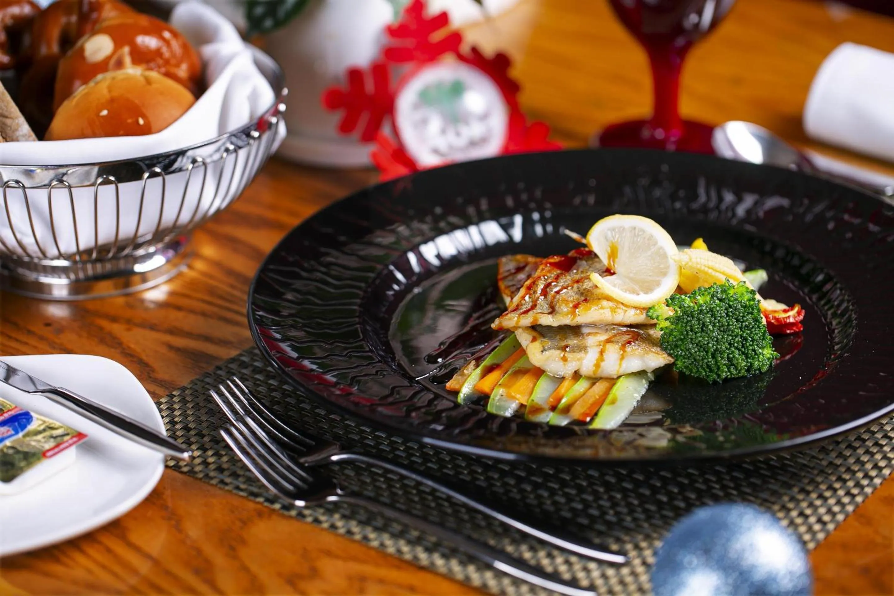 Restaurant/places to eat in Kempinski Hotel Dalian