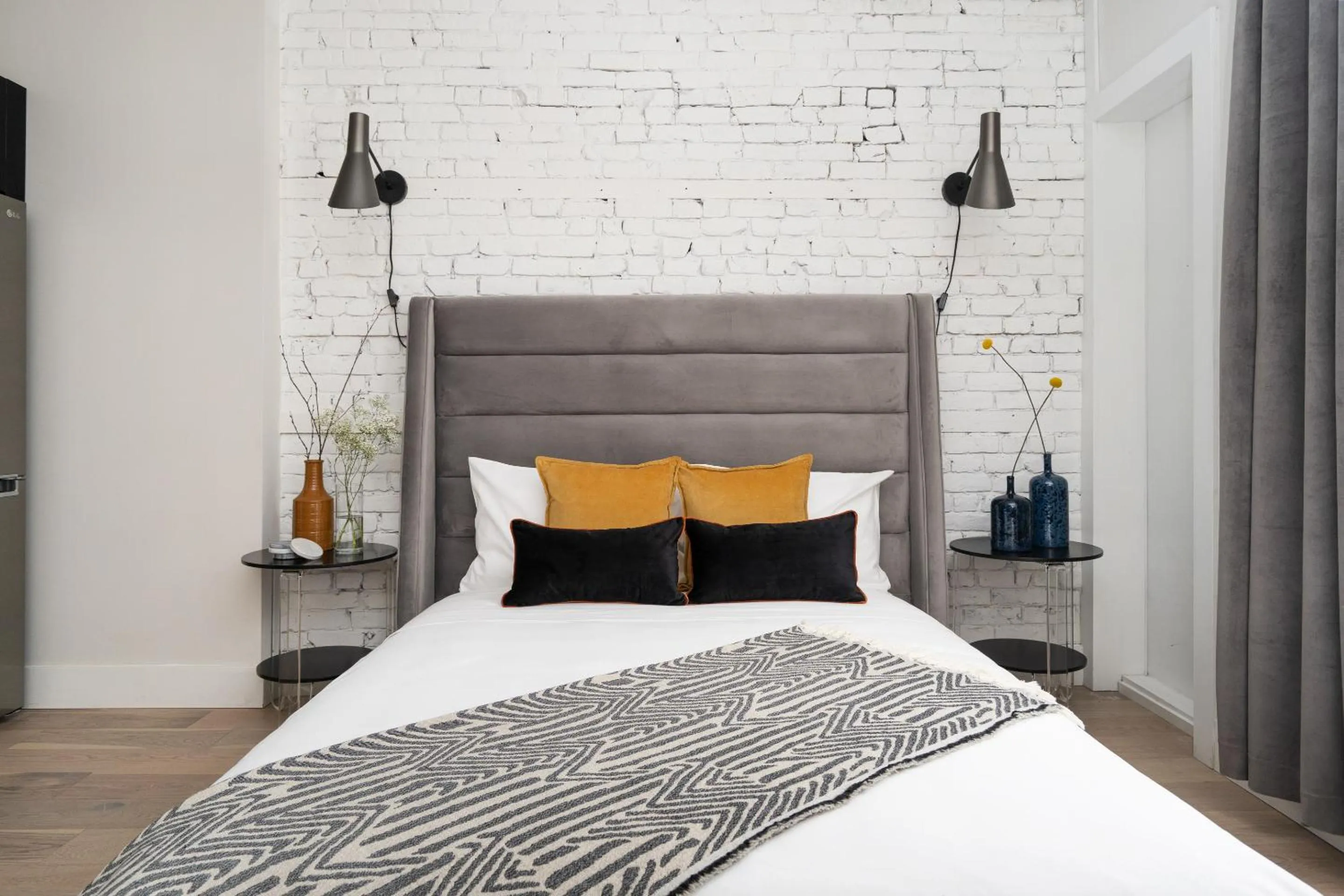 Bedroom, Bed in François-Denis Apartments