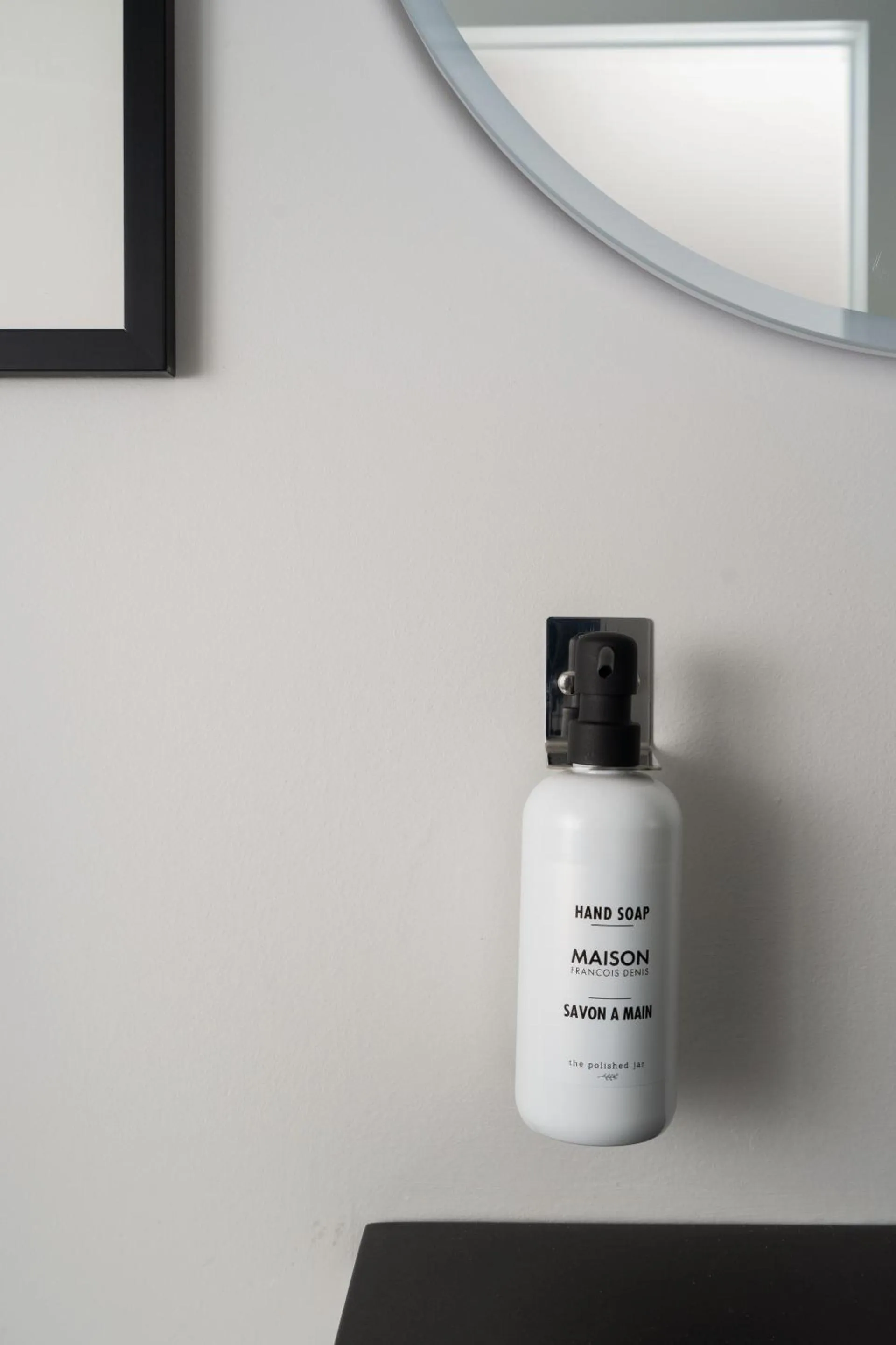 Bathroom in François-Denis Apartments