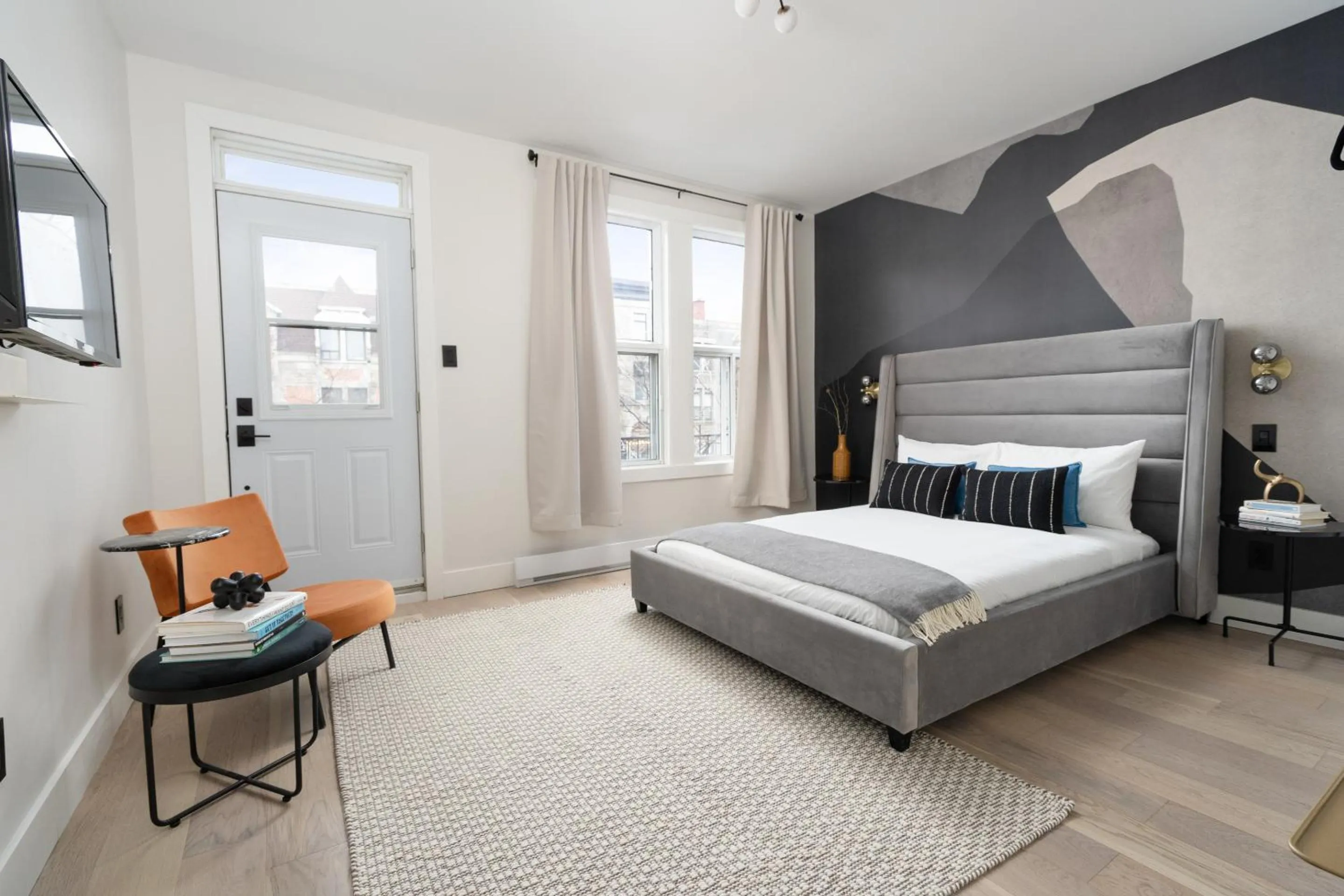 Bedroom, Bed in François-Denis Apartments