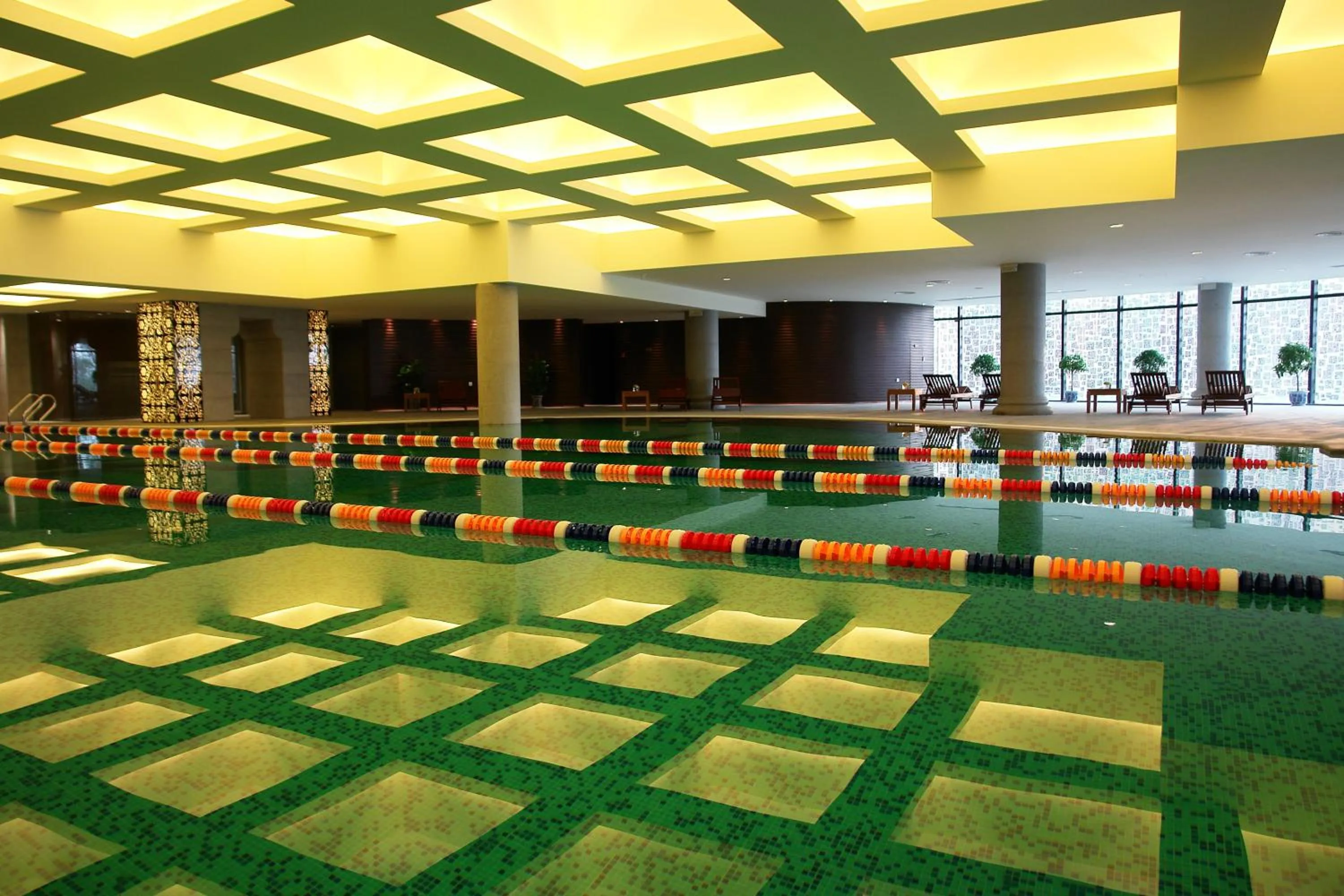 Swimming pool in Jin Jiang International Hotel Xi'an