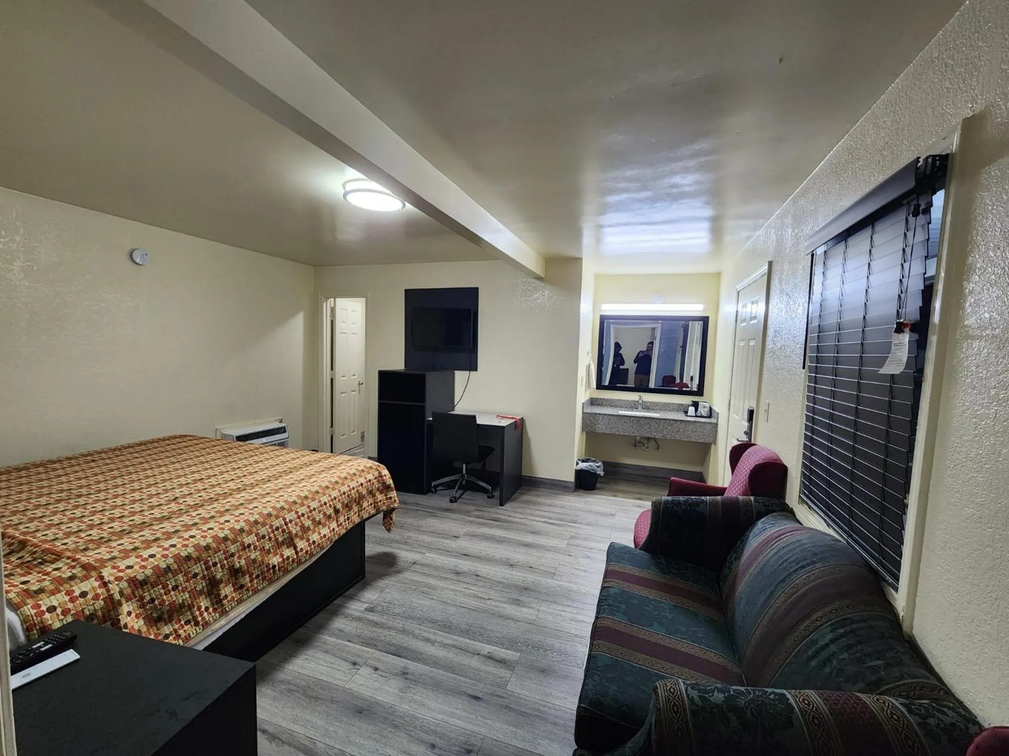 Bed in Green Garden Inn