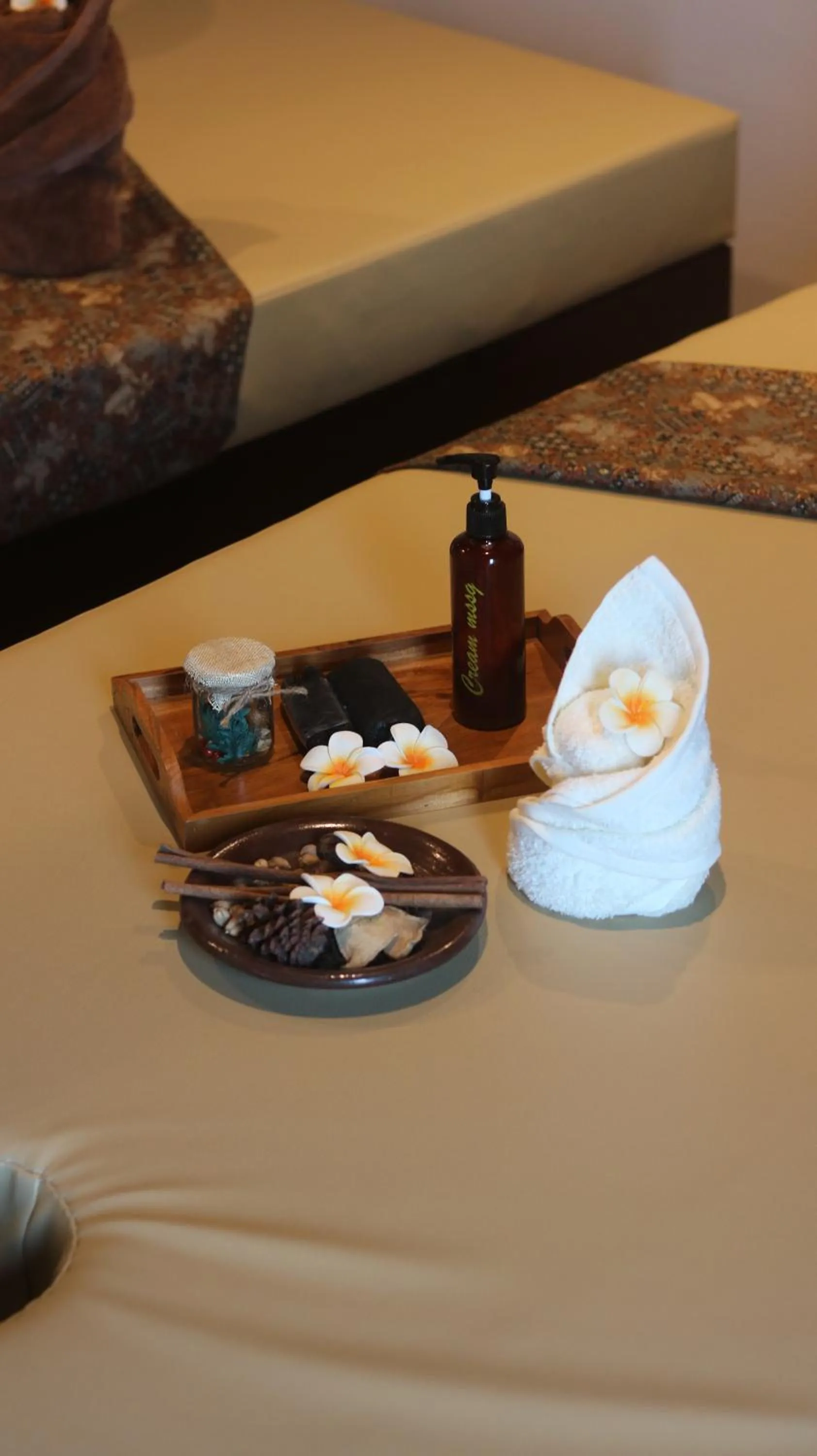 Massage in BeSS Mansion Hotel Surabaya