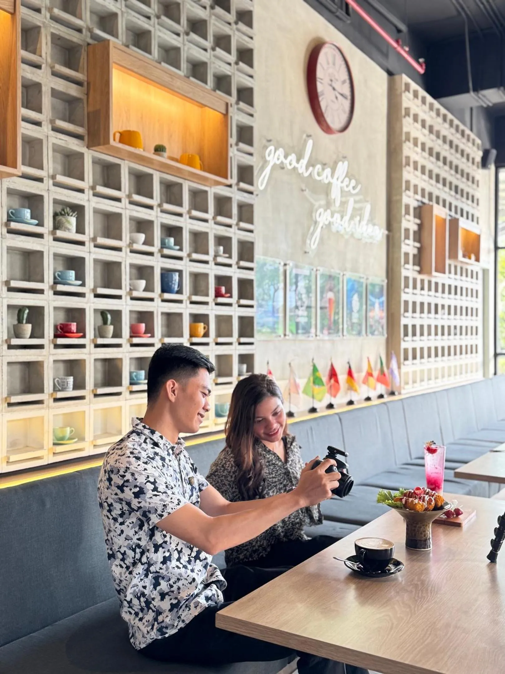 Restaurant/places to eat in BeSS Mansion Hotel Surabaya