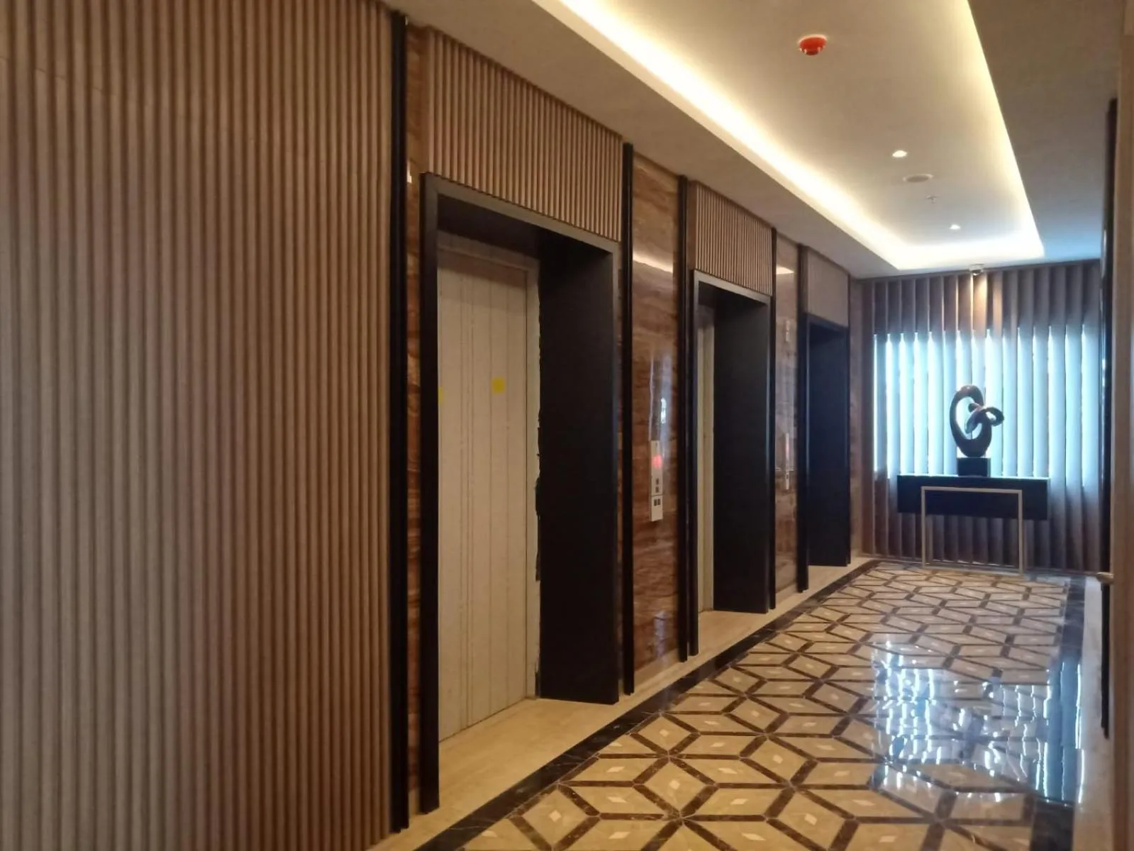 BeSS Mansion Hotel Surabaya