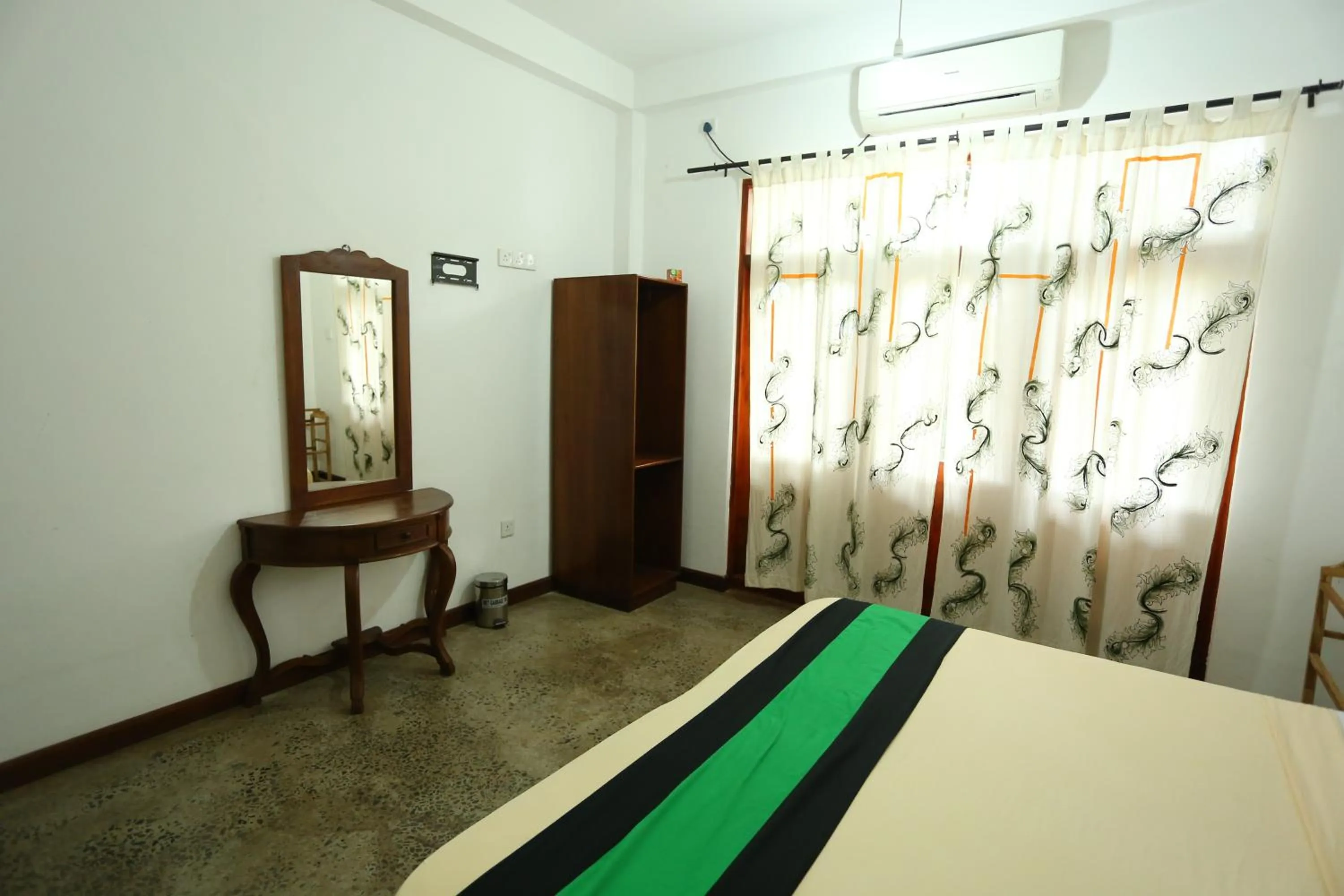 Bedroom, Bed in Milano Grand