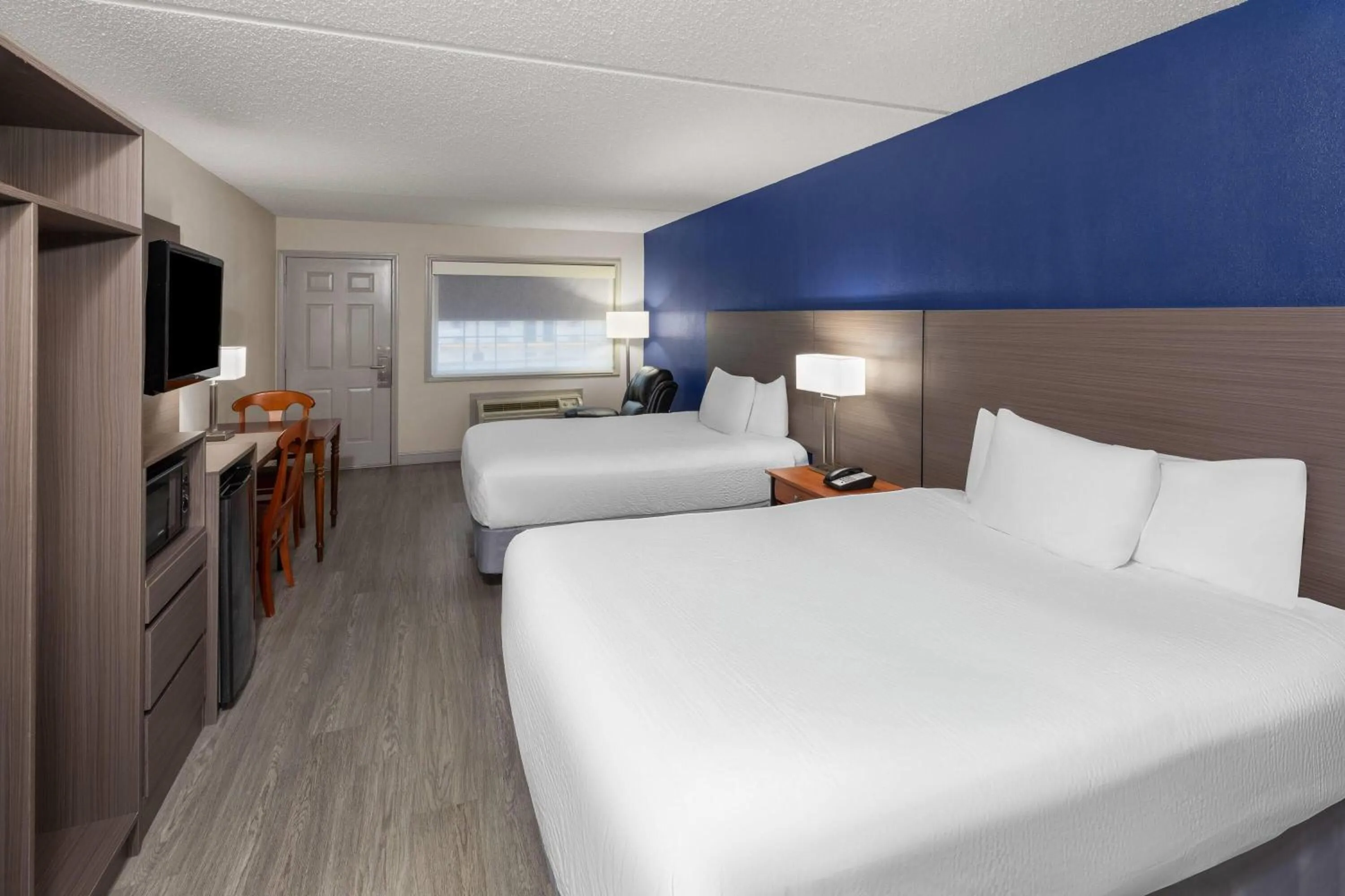 Photo of the whole room, Bed in Angel Inn Near IMAX, a Travelodge by Wyndham