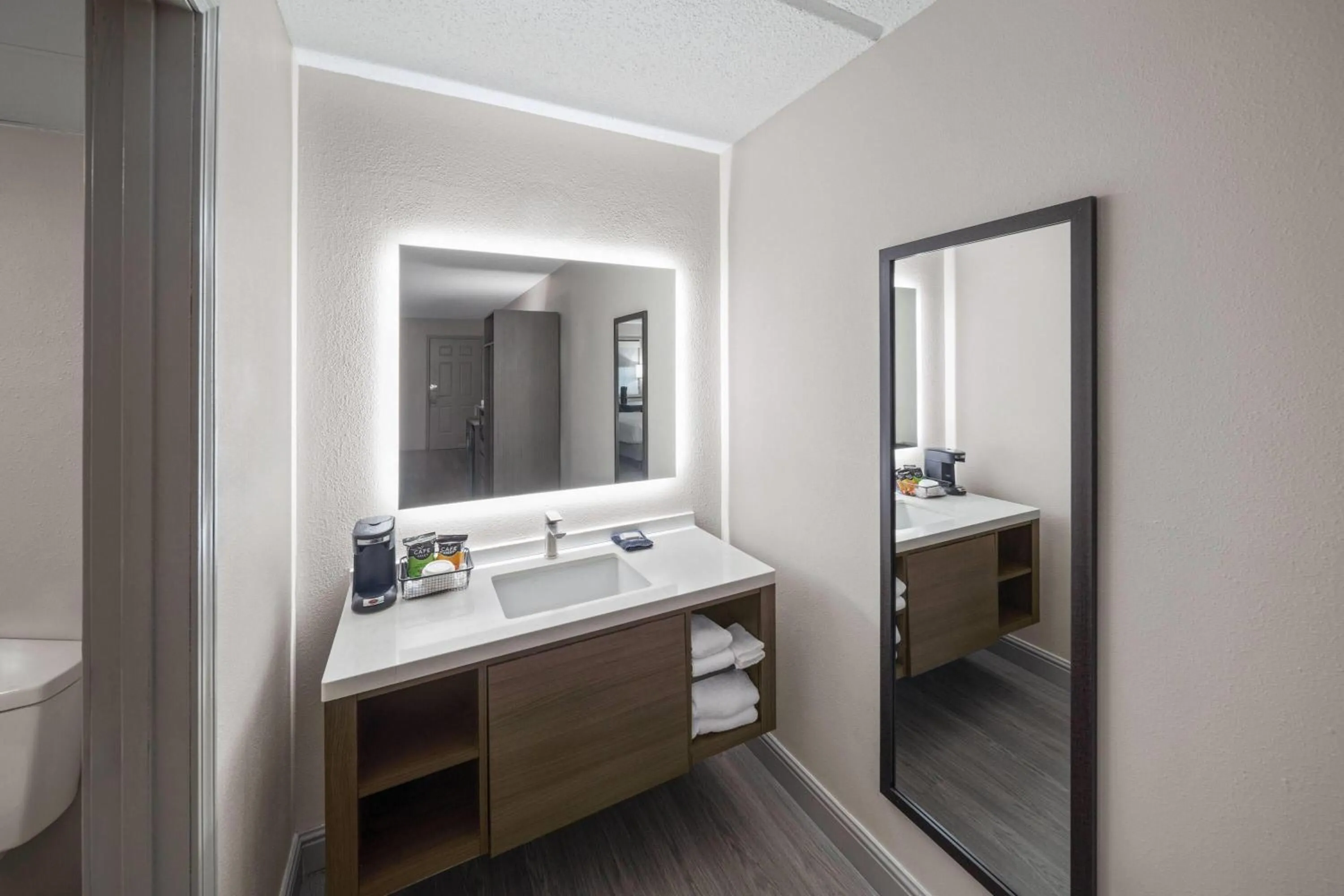 Bathroom in Angel Inn Near IMAX, a Travelodge by Wyndham