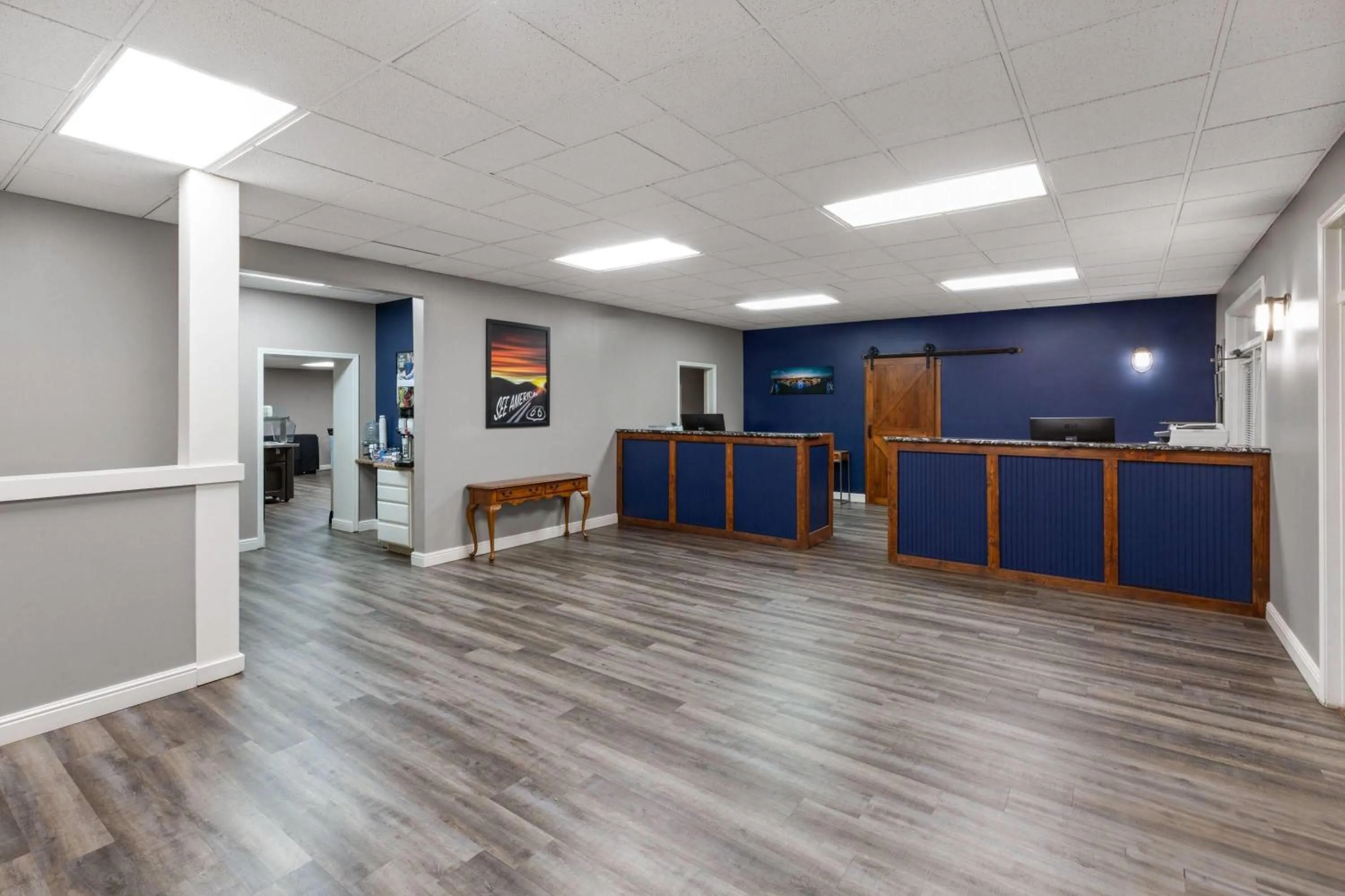 Lobby or reception in Angel Inn Near IMAX, a Travelodge by Wyndham