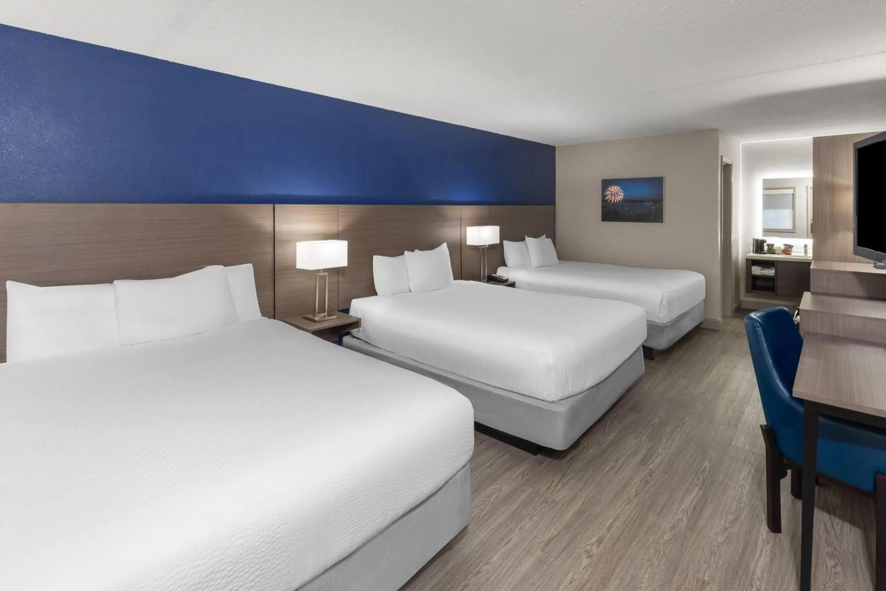 Photo of the whole room, Bed in Angel Inn Near IMAX, a Travelodge by Wyndham
