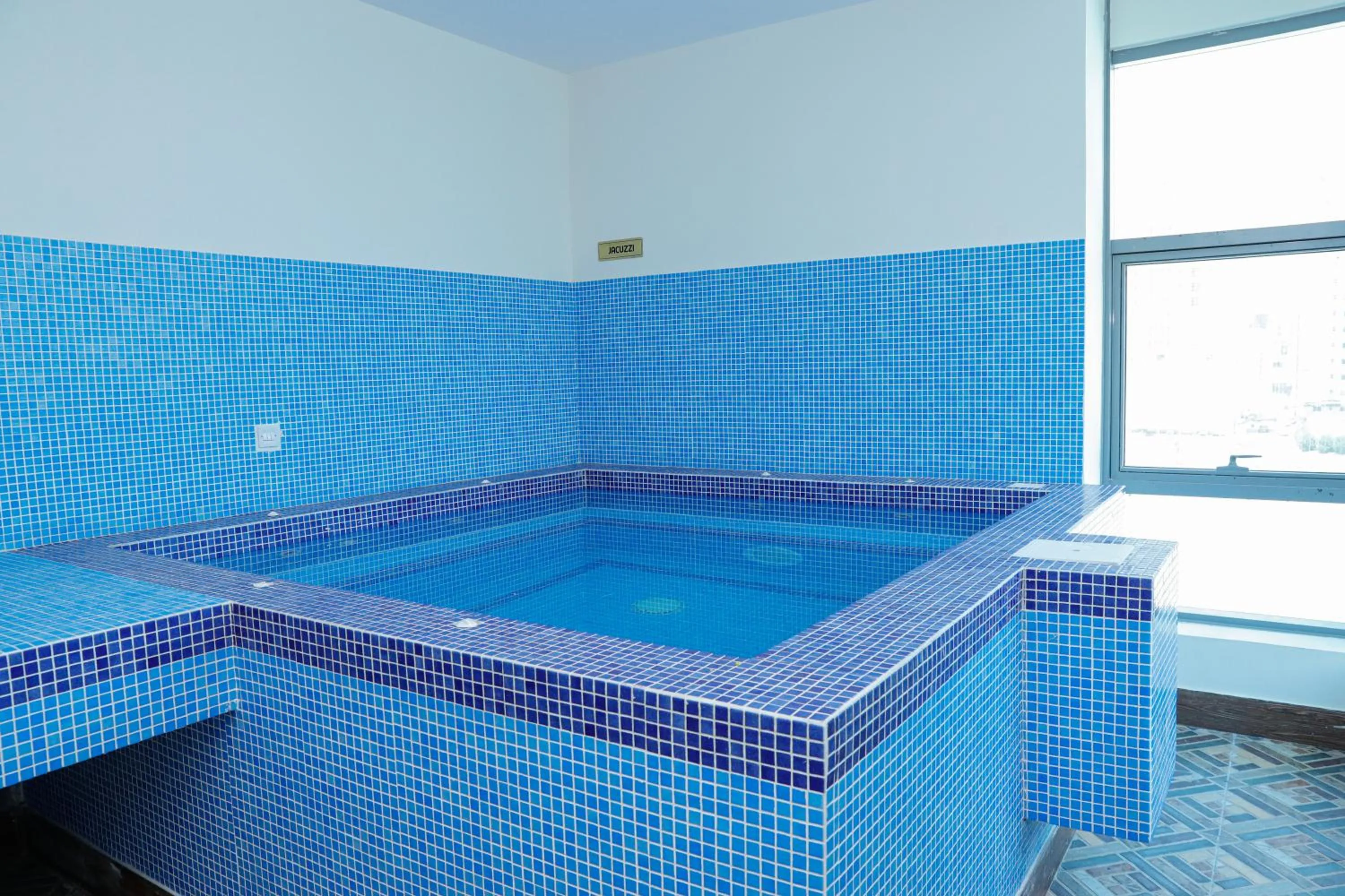 Pool view in SIRIUS TOWER