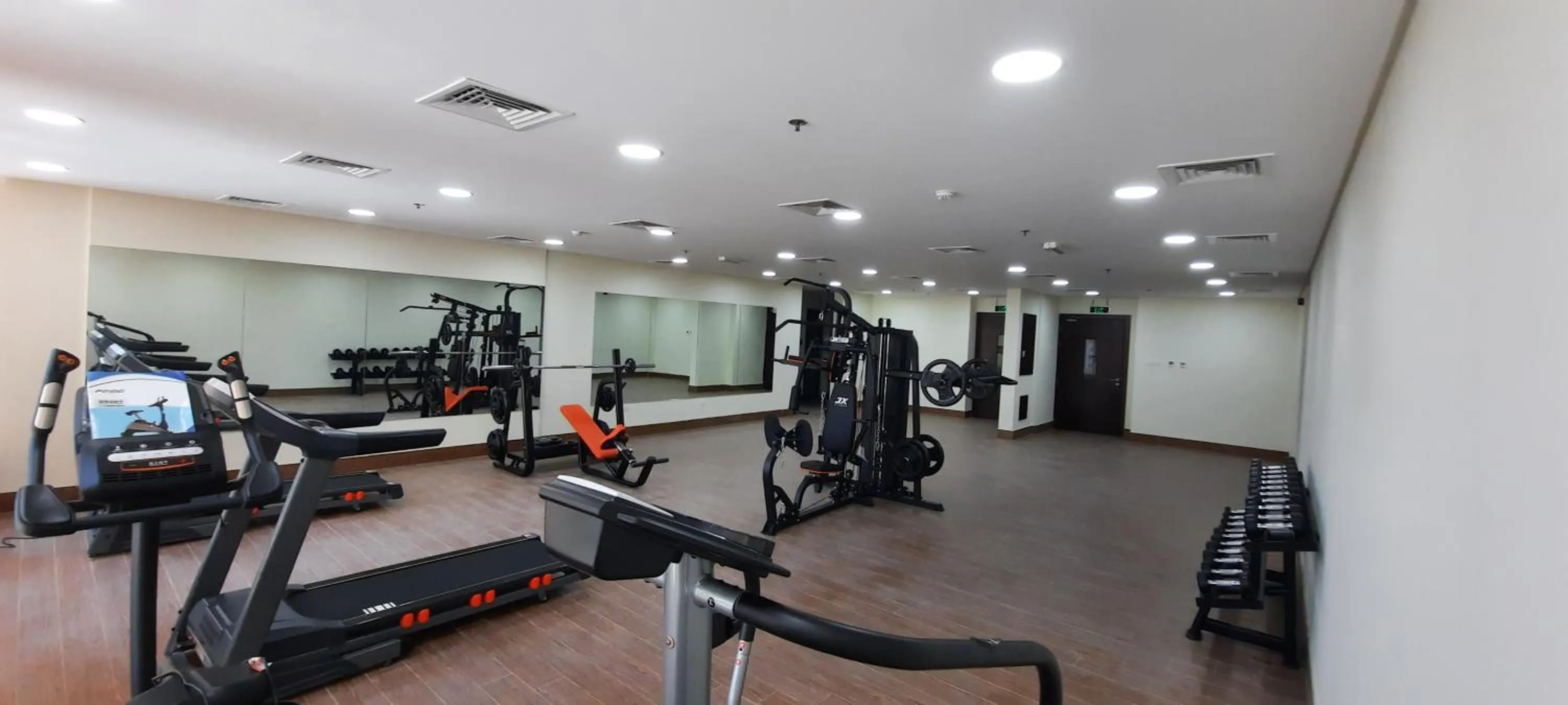 Fitness centre/facilities in SIRIUS TOWER
