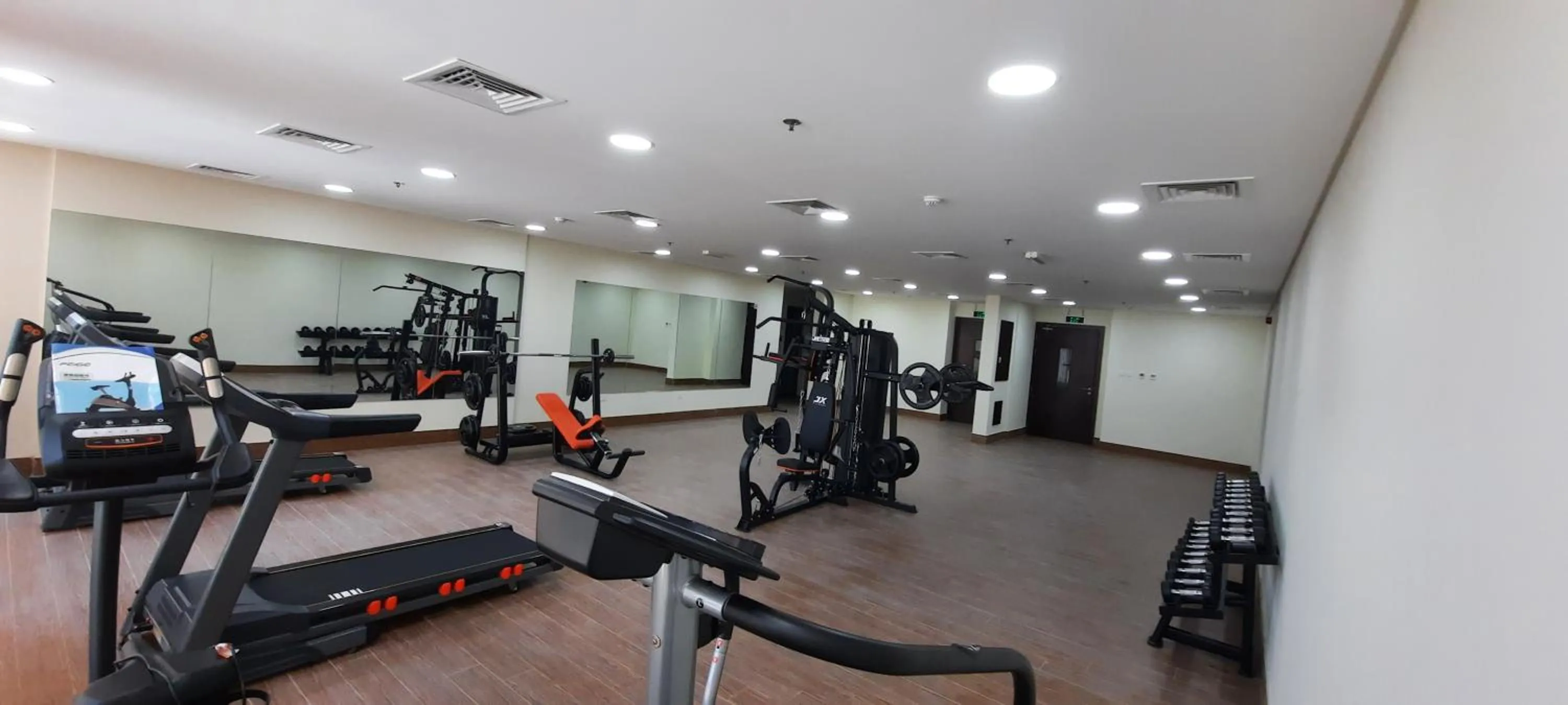 Fitness centre/facilities in SIRIUS TOWER