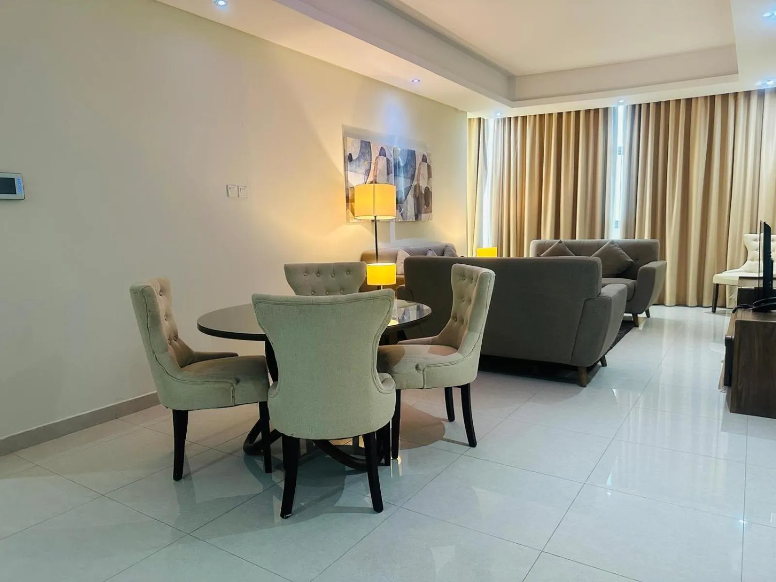 Dining area in SIRIUS TOWER