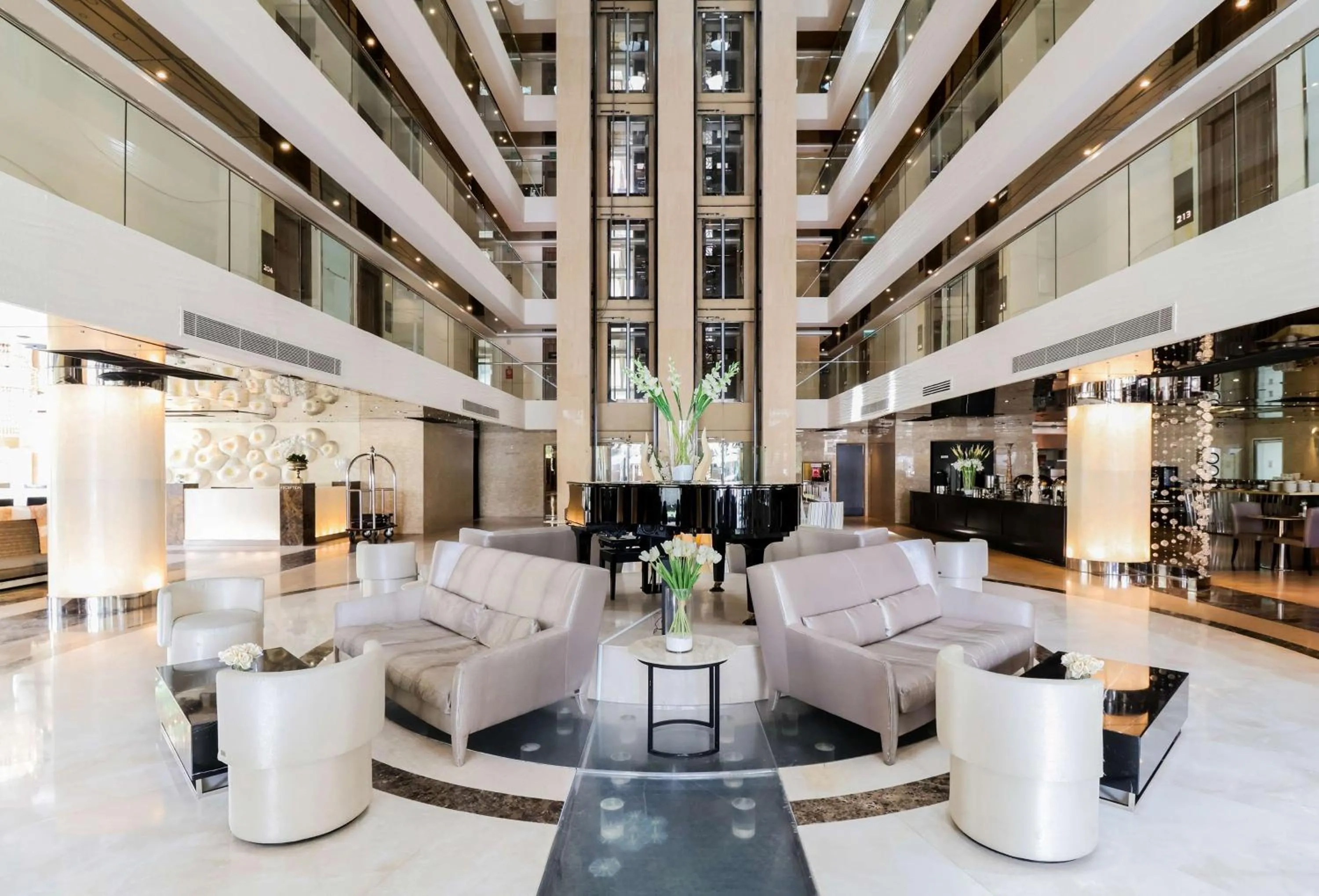 Lobby or reception in The Sanctuary Resort Pattaya, BW Signature Collection