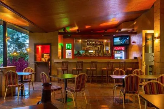 Lounge or bar in Qaribu Inn Boutique Hotel Nairobi
