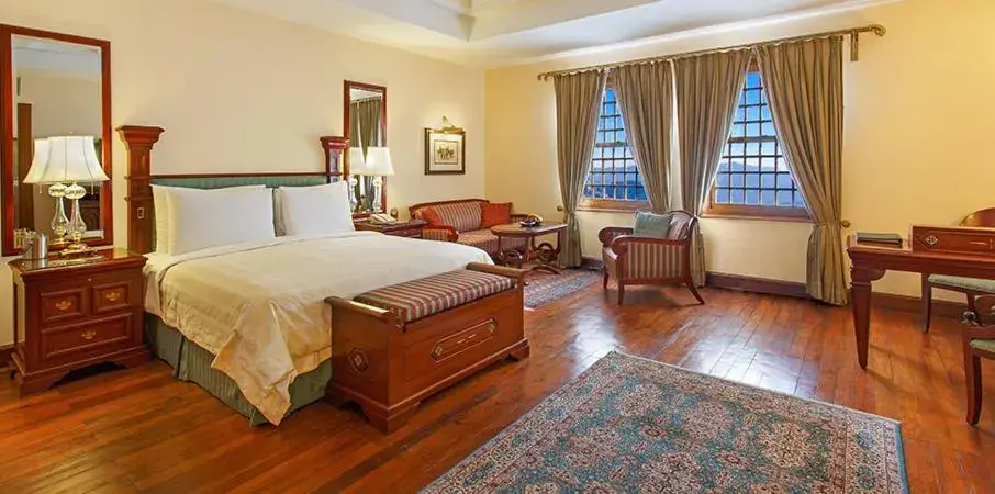 Premier Valley View Room in The Oberoi Cecil Premier Valley View Room in The Oberoi Cecil