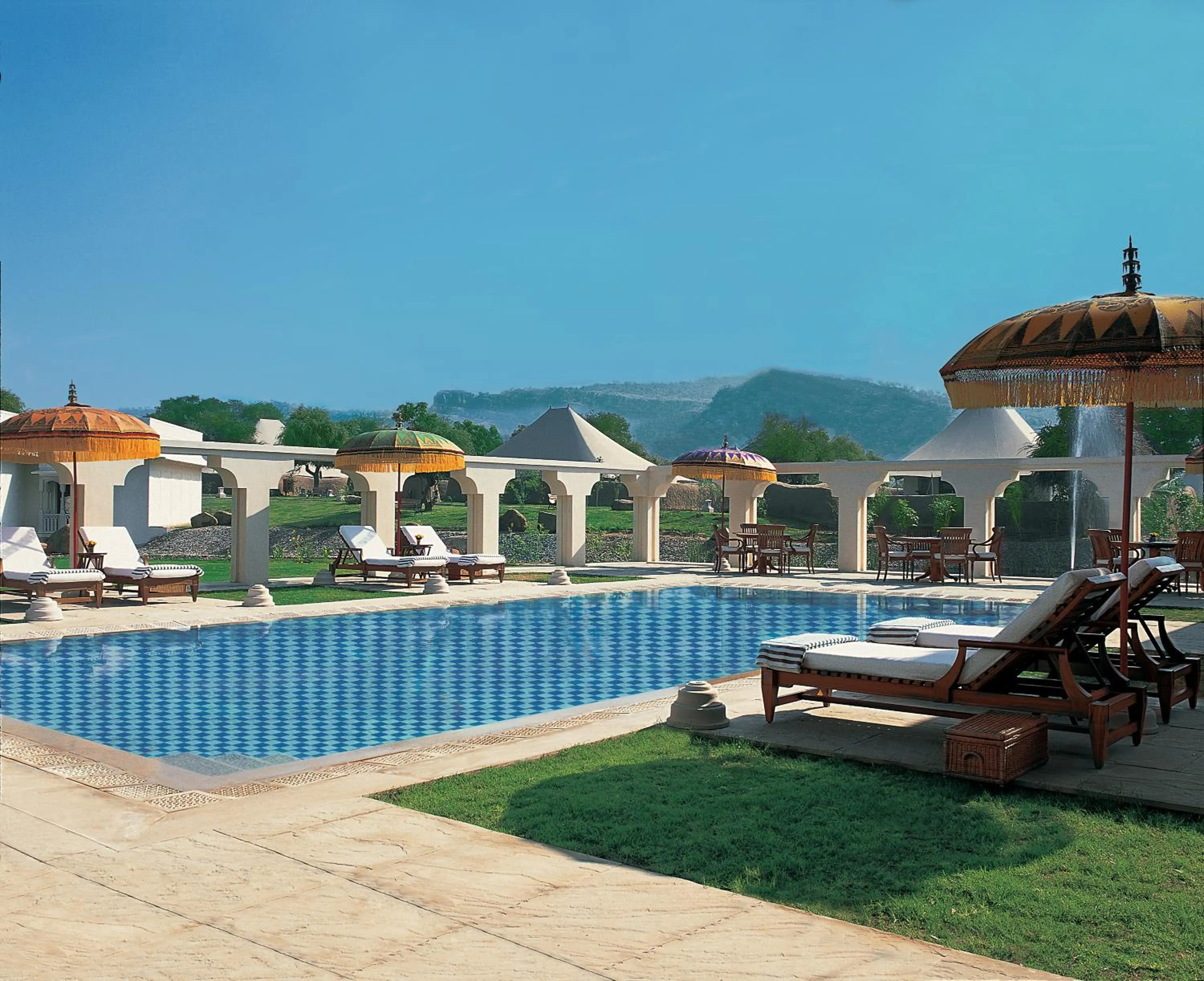 Swimming pool in The Oberoi Vanyavilas Wildlife Resort, Ranthambhore