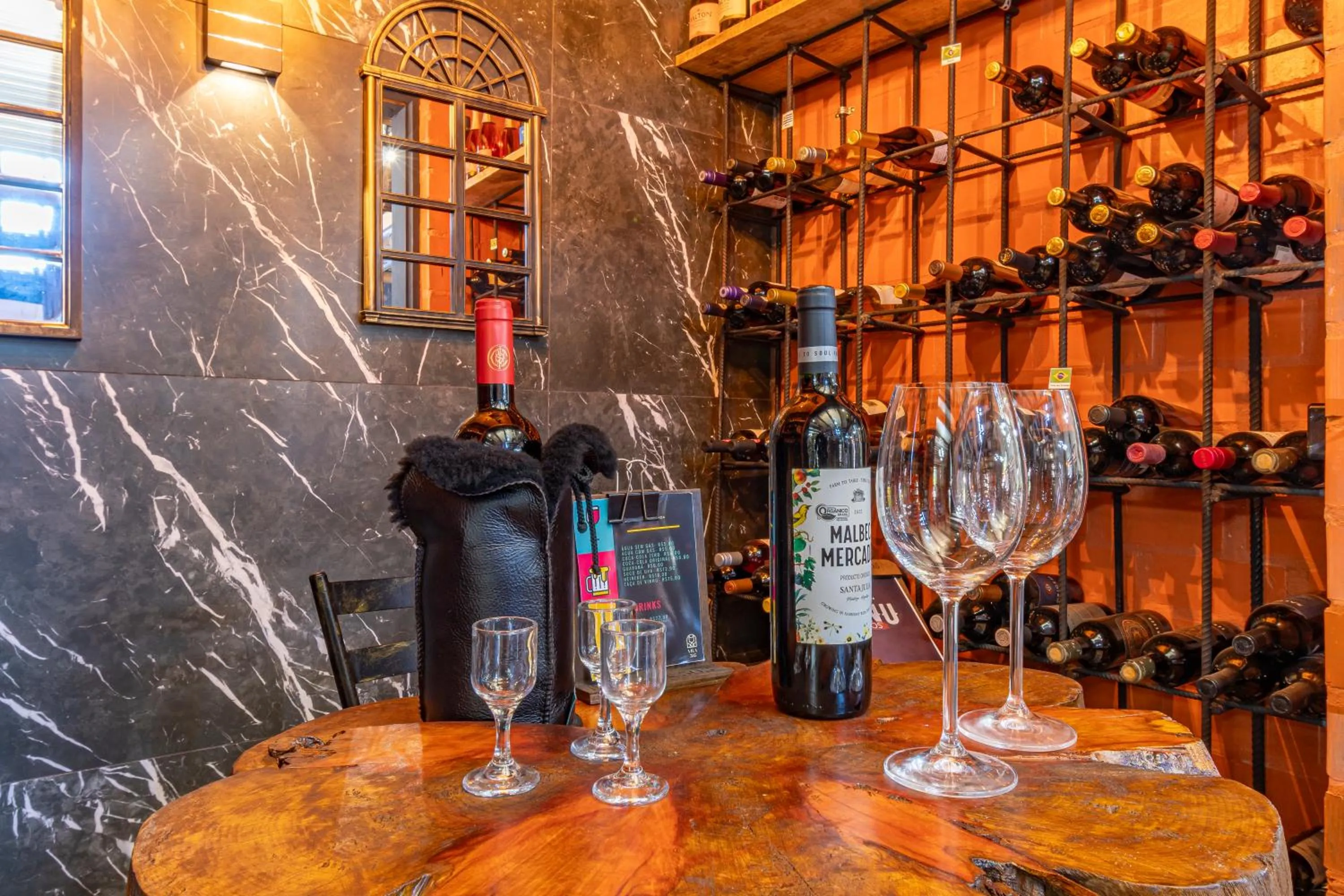 Decorative detail in Pousada Vila 505