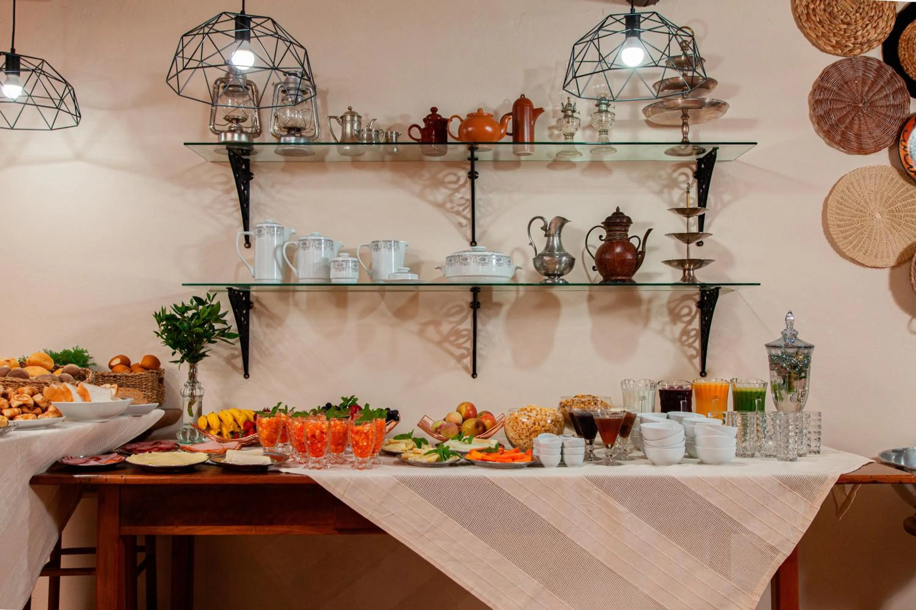 Breakfast in Pousada Vila 505