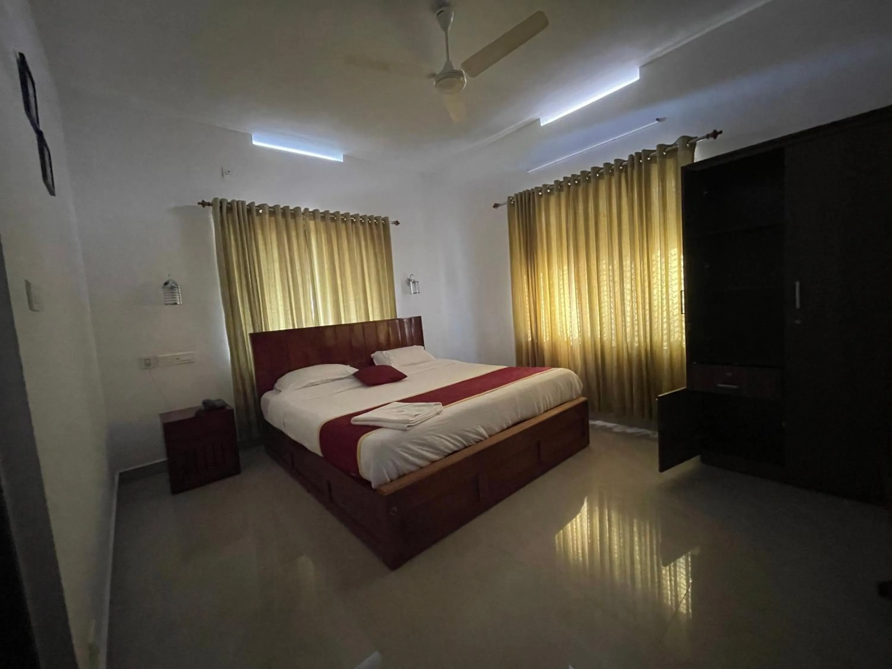 Bed in Green Cove Munnar