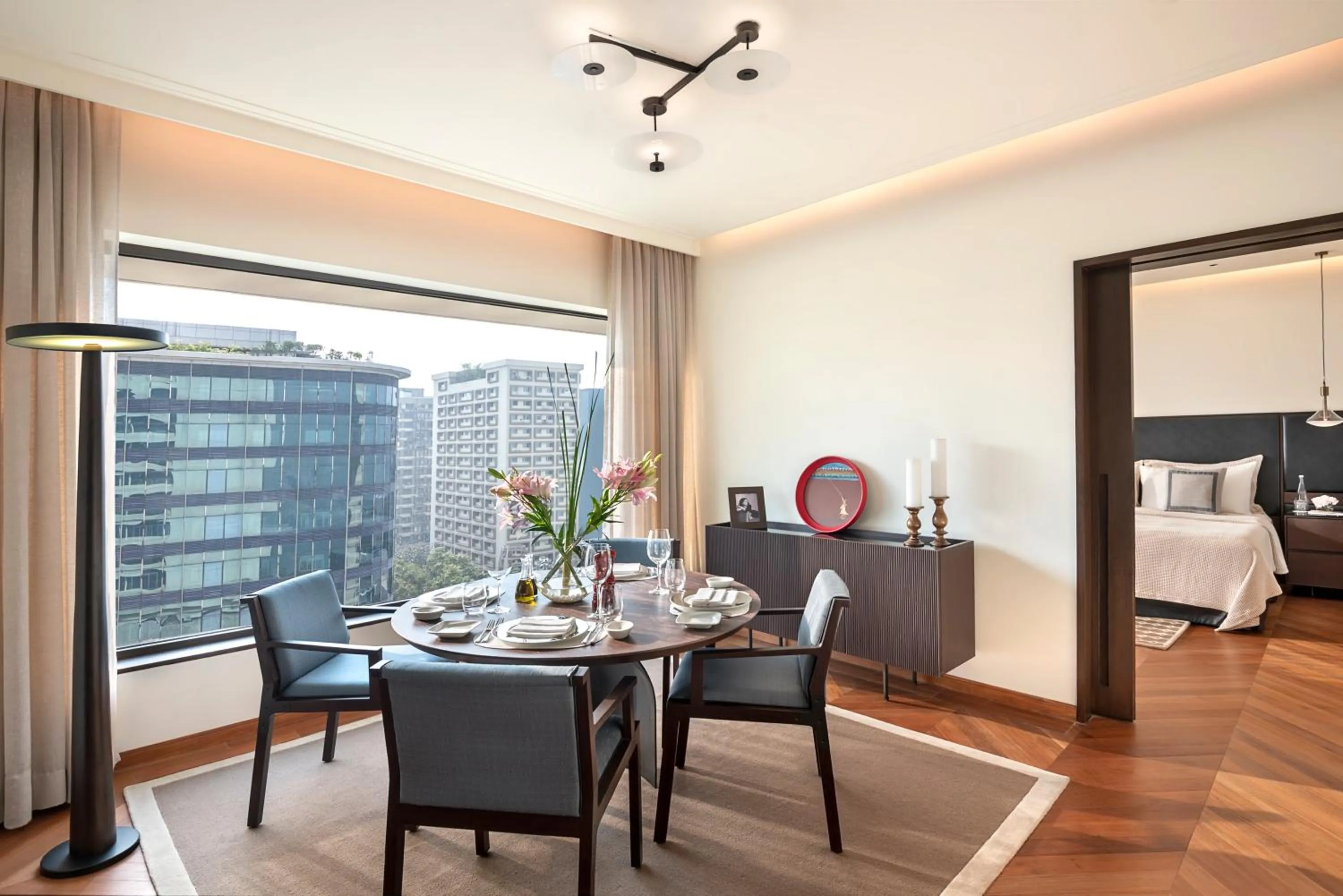Dining area in The Oberoi Mumbai
