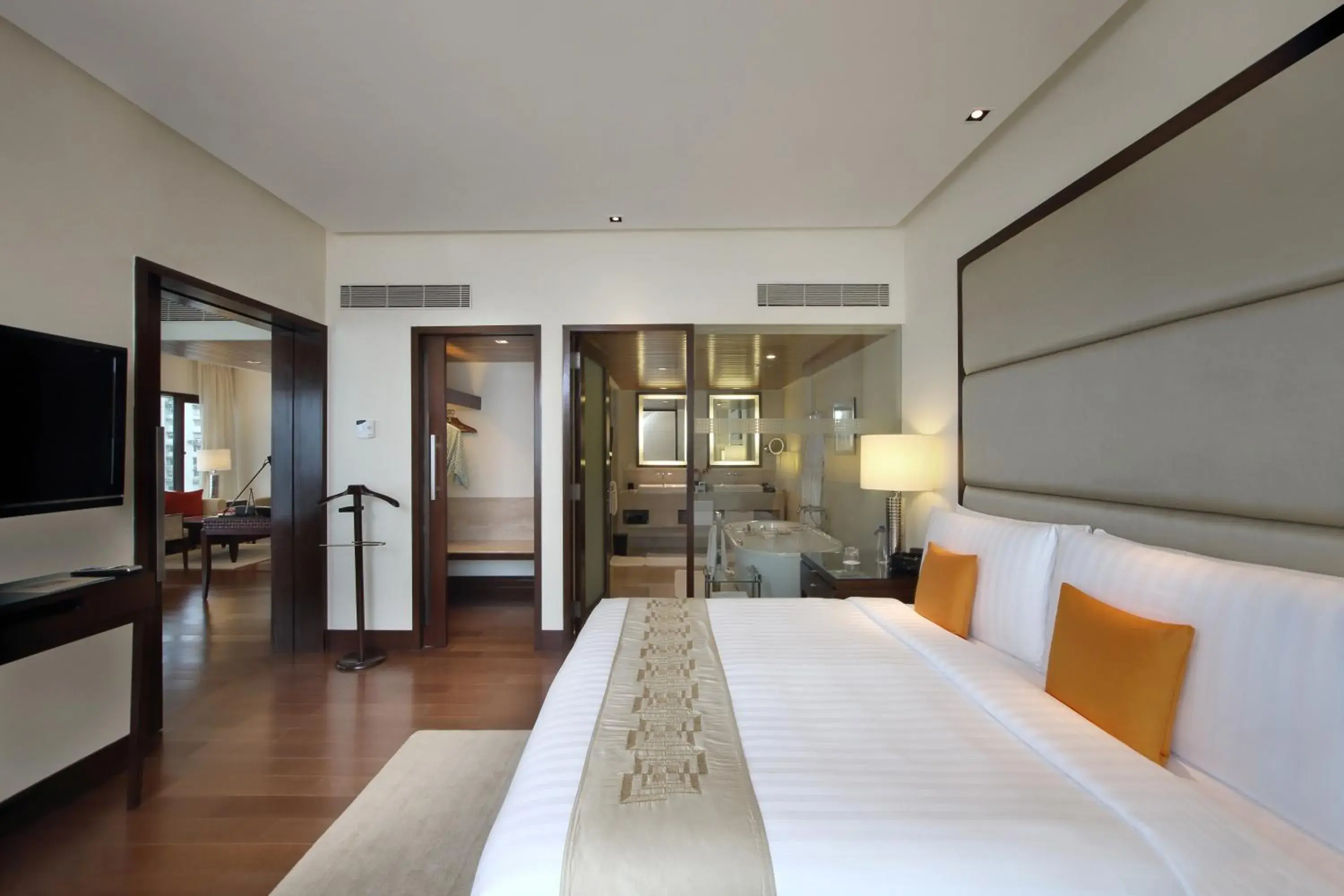 Premier Suite in The Oberoi Mumbai Premier Suite in The Oberoi Mumbai