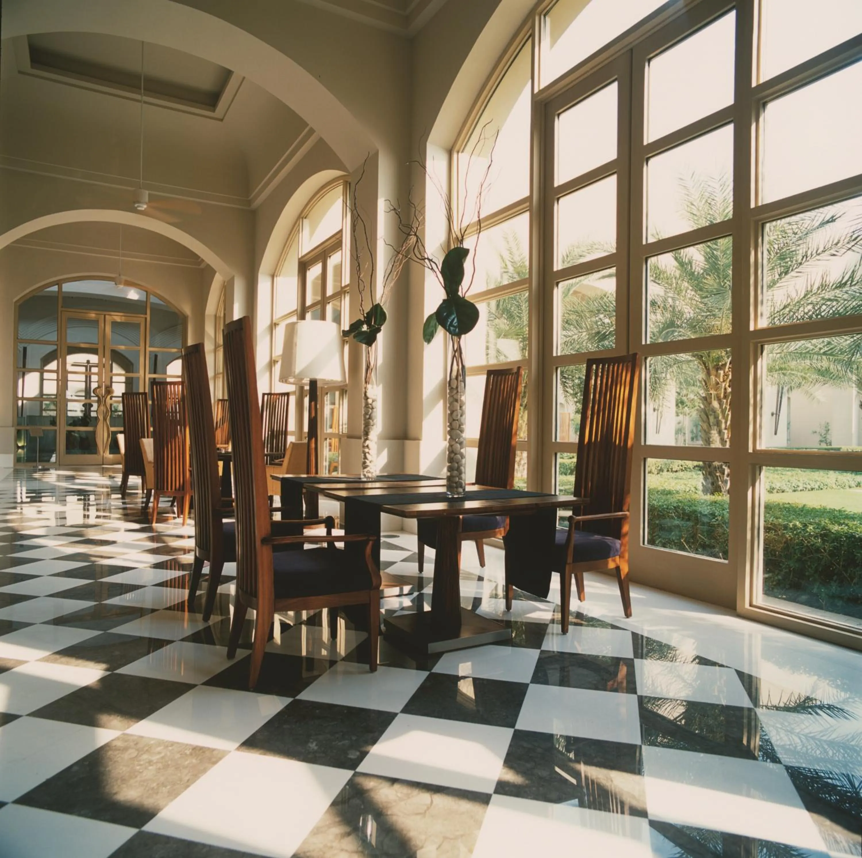 Restaurant/places to eat in Trident Gurgaon