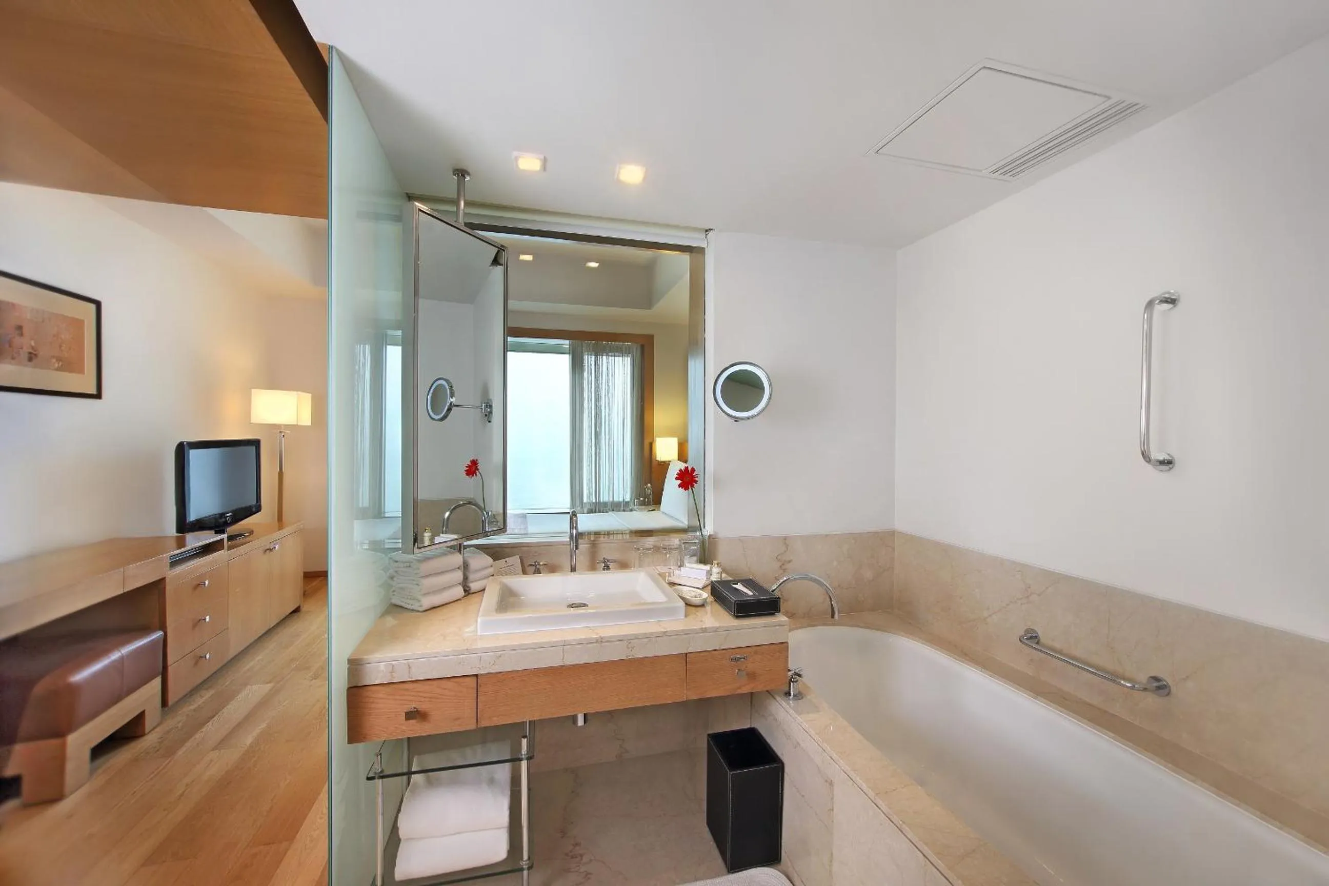 Bathroom in Trident Nariman Point