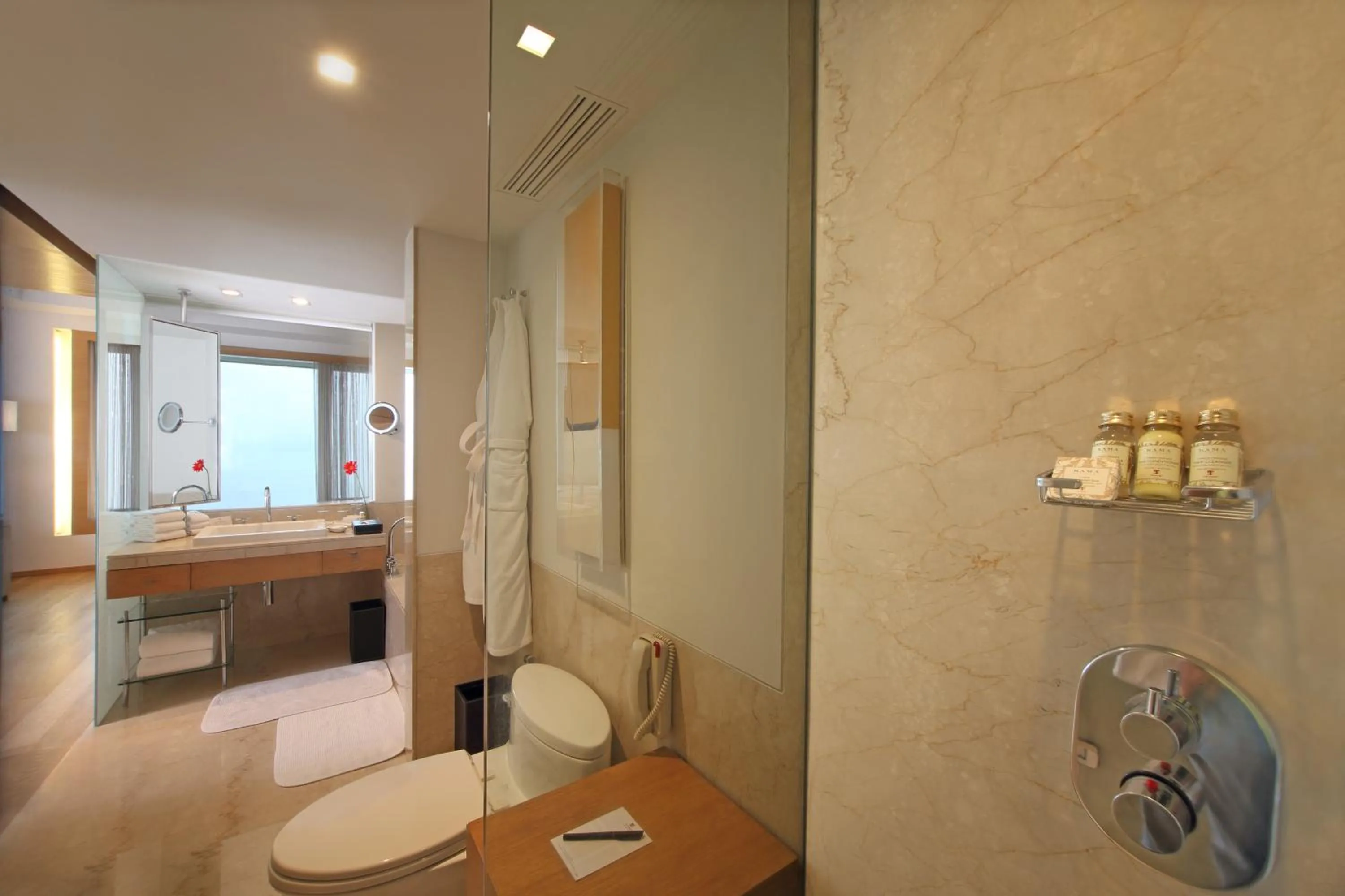 Bathroom in Trident Nariman Point