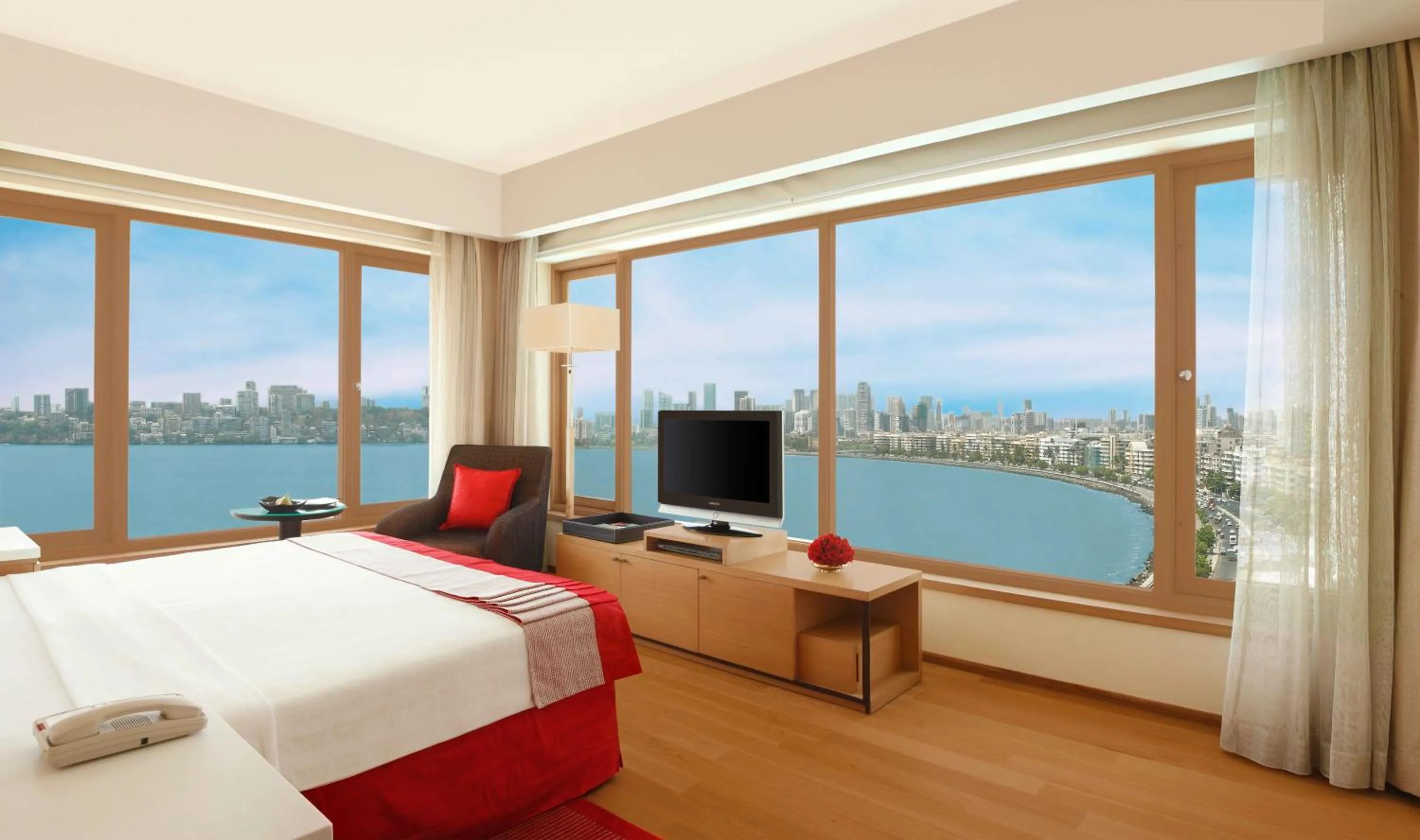 TV and multimedia, Bed in Trident Nariman Point
