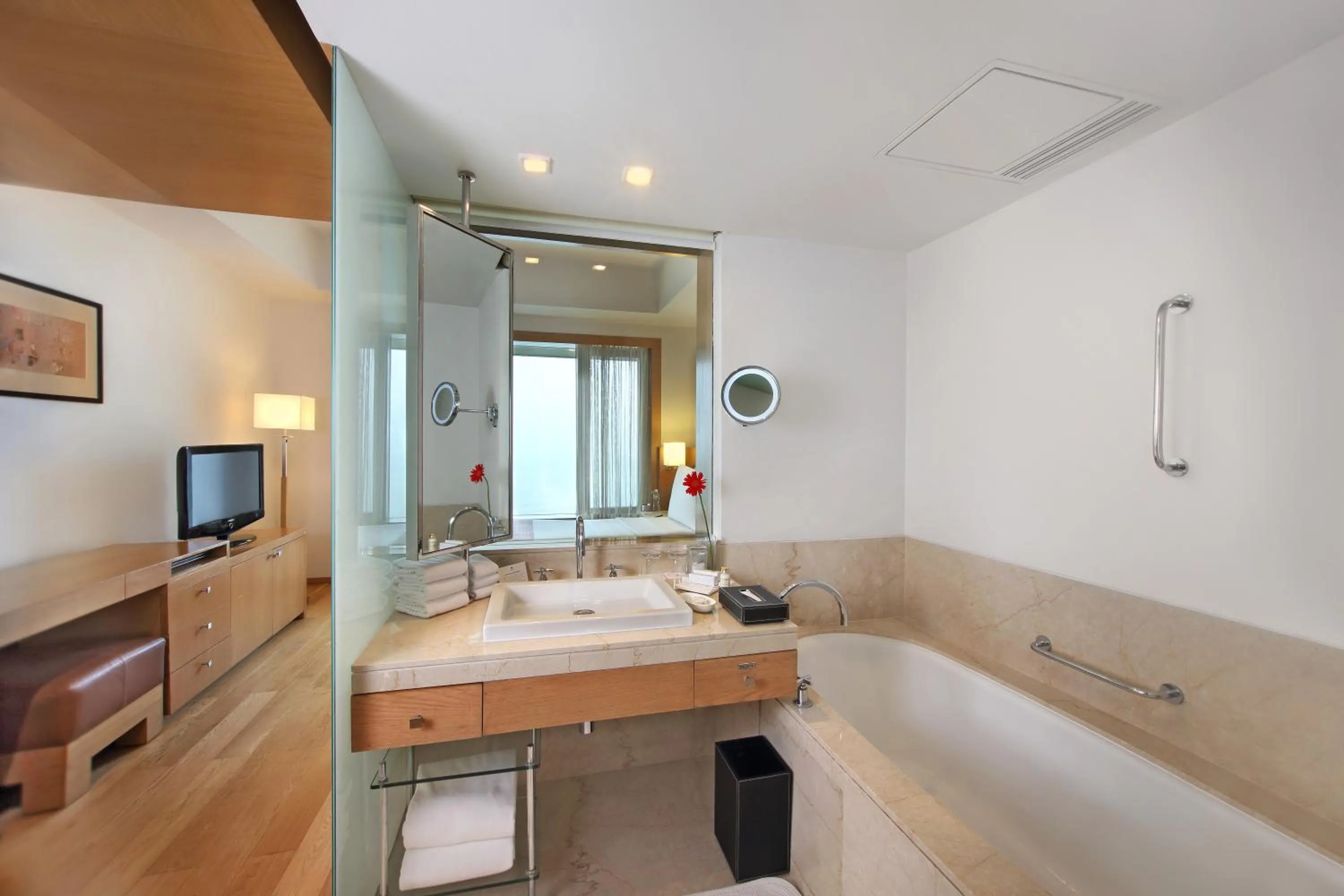 Bathroom in Trident Nariman Point