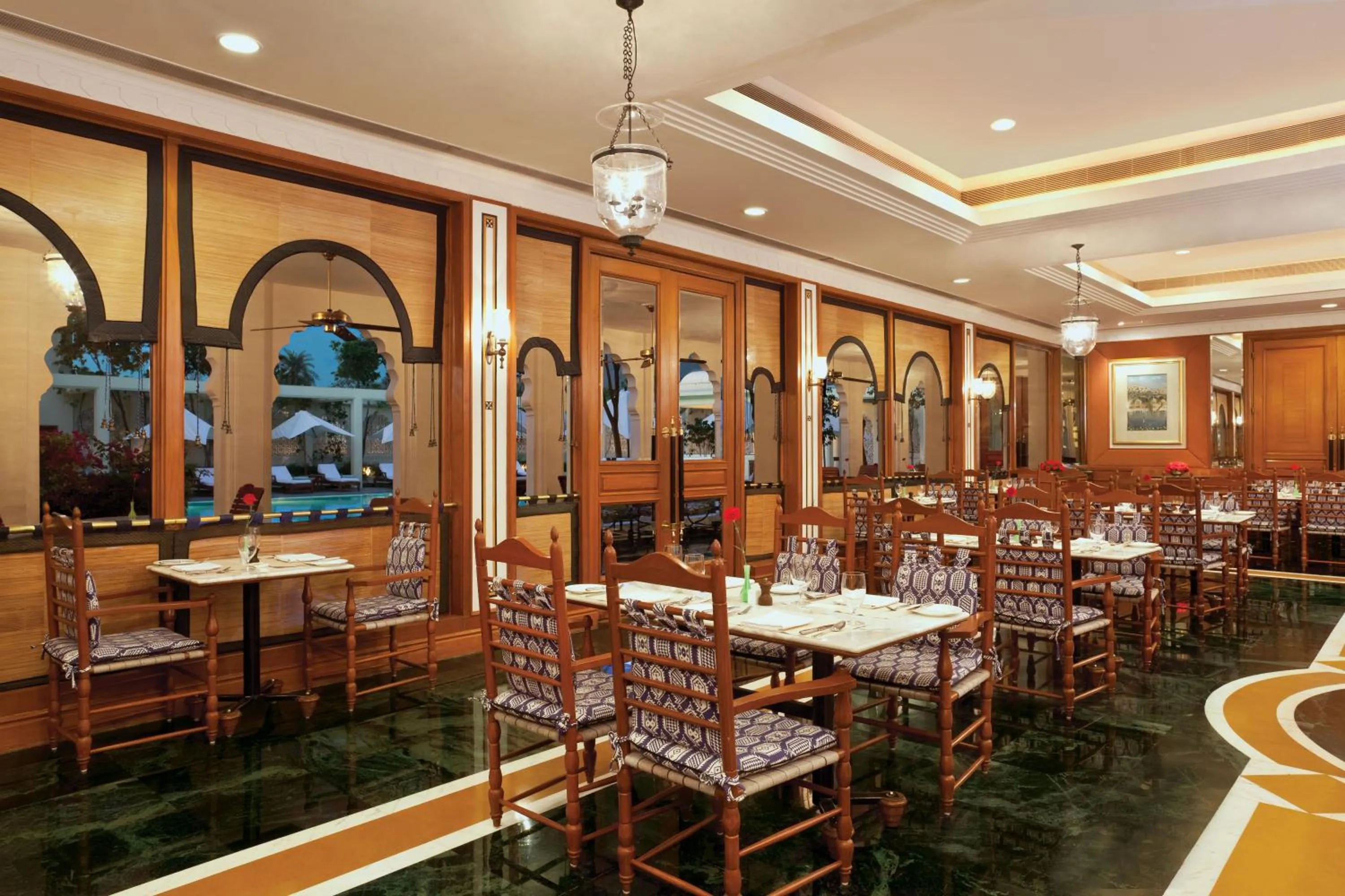Restaurant/places to eat in Trident Jaipur