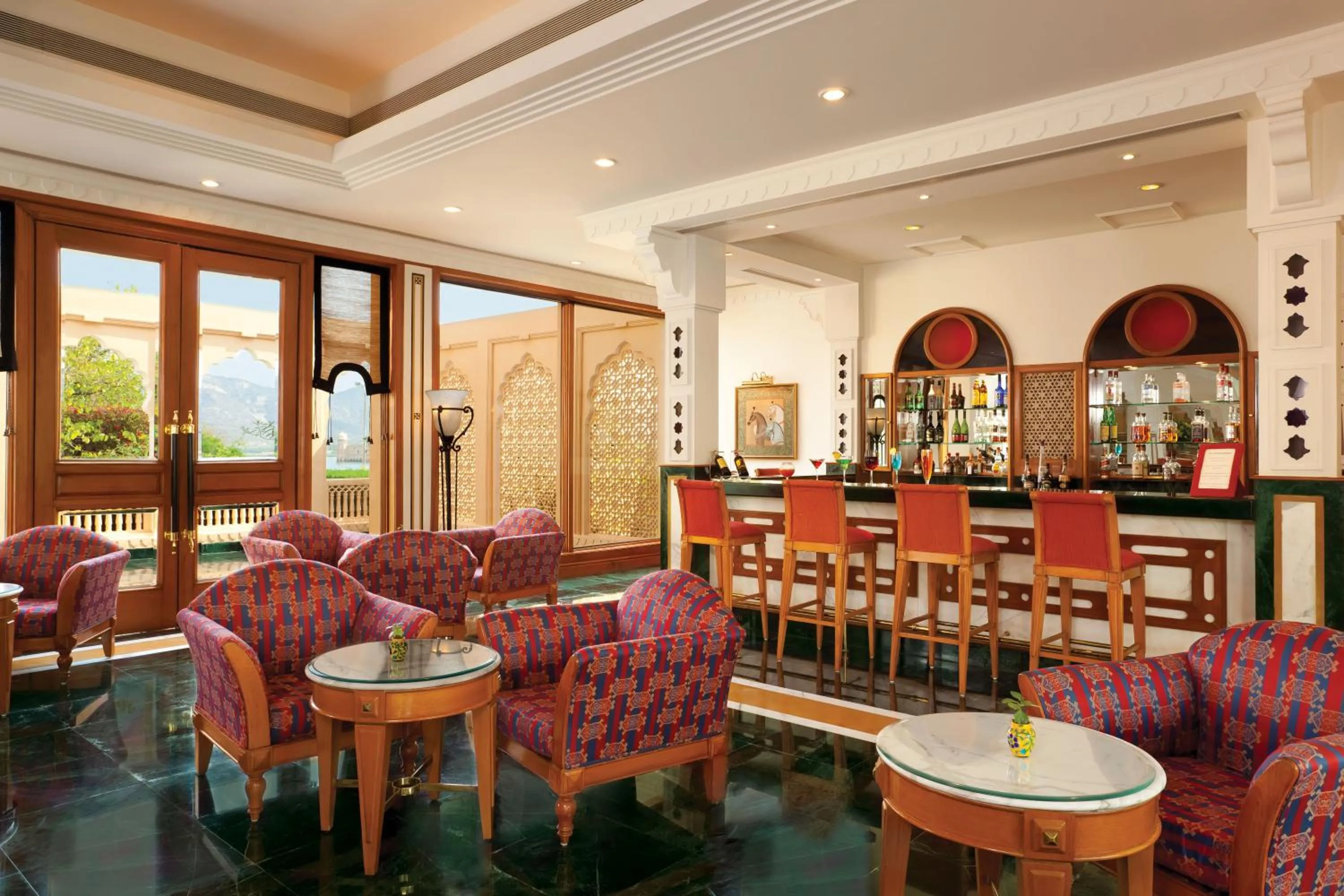 Lounge or bar in Trident Jaipur