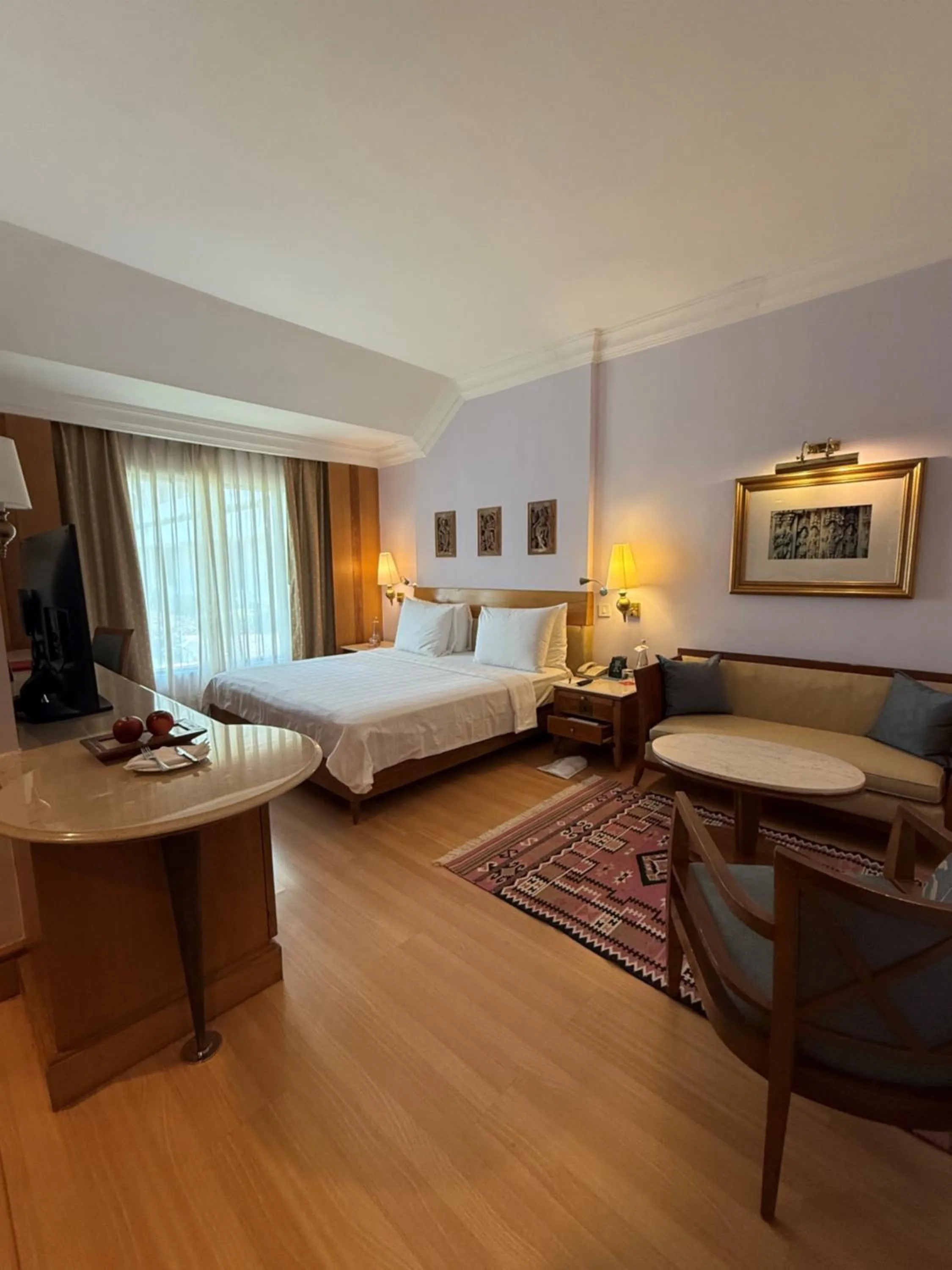 Photo of the whole room, Bed in Trident Bhubaneswar