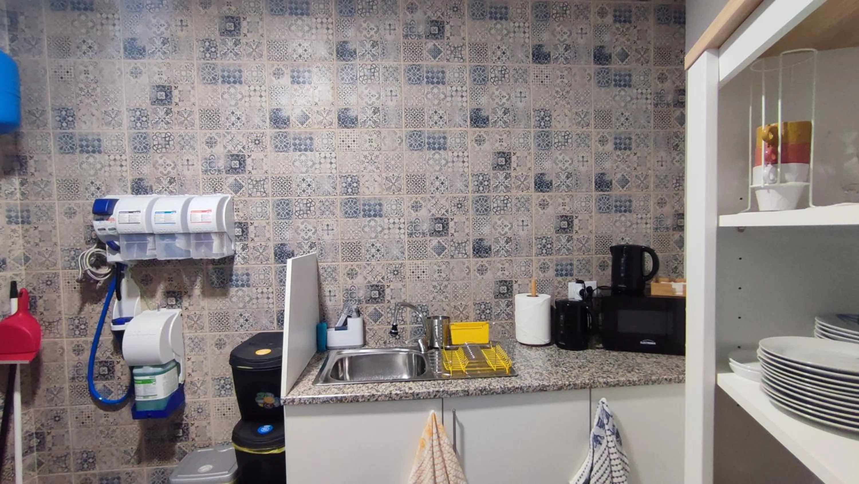 Communal lounge/ TV room in Atlantic 3 Bicas - Furnas