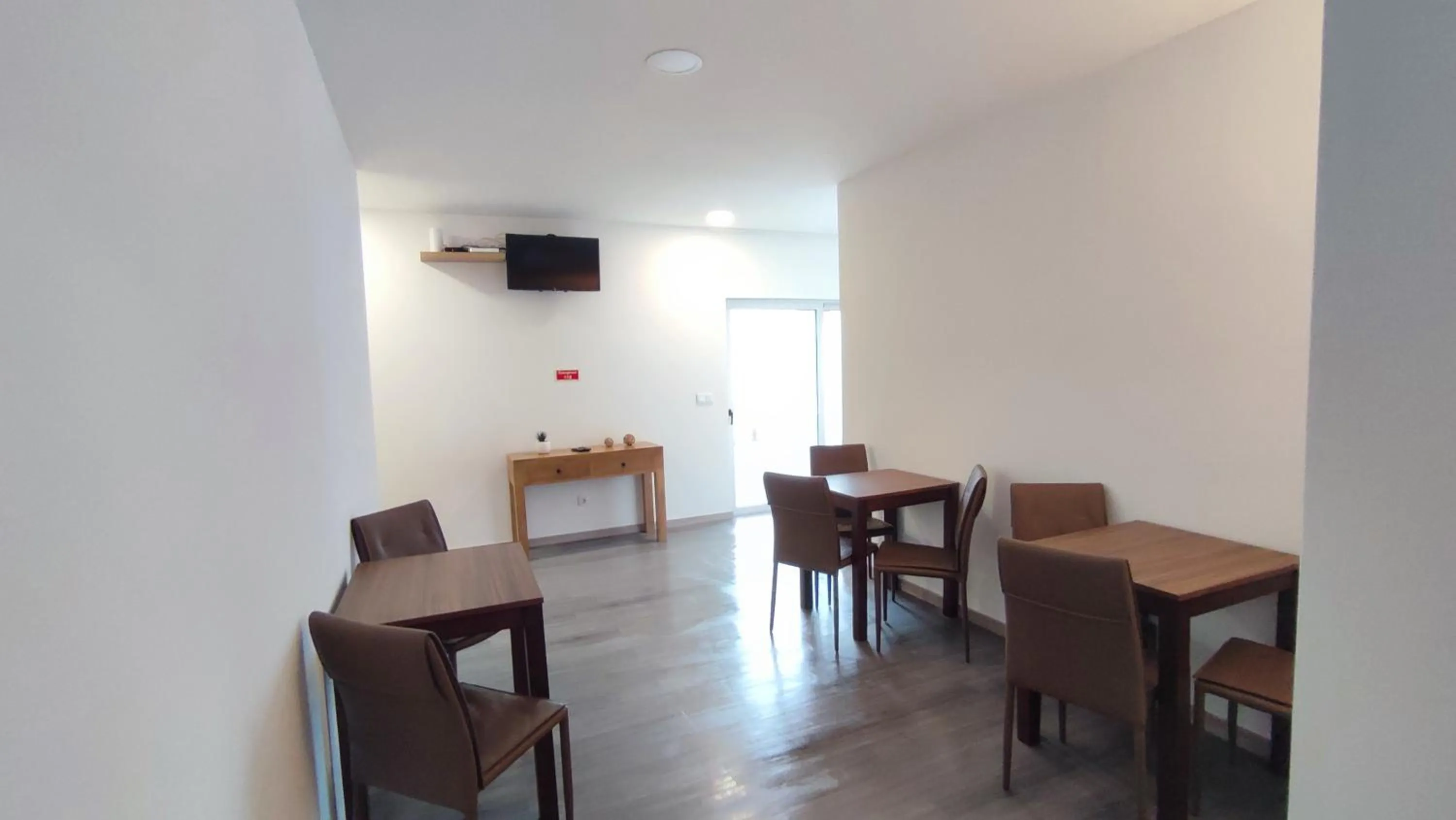 Communal lounge/ TV room in Atlantic 3 Bicas - Furnas