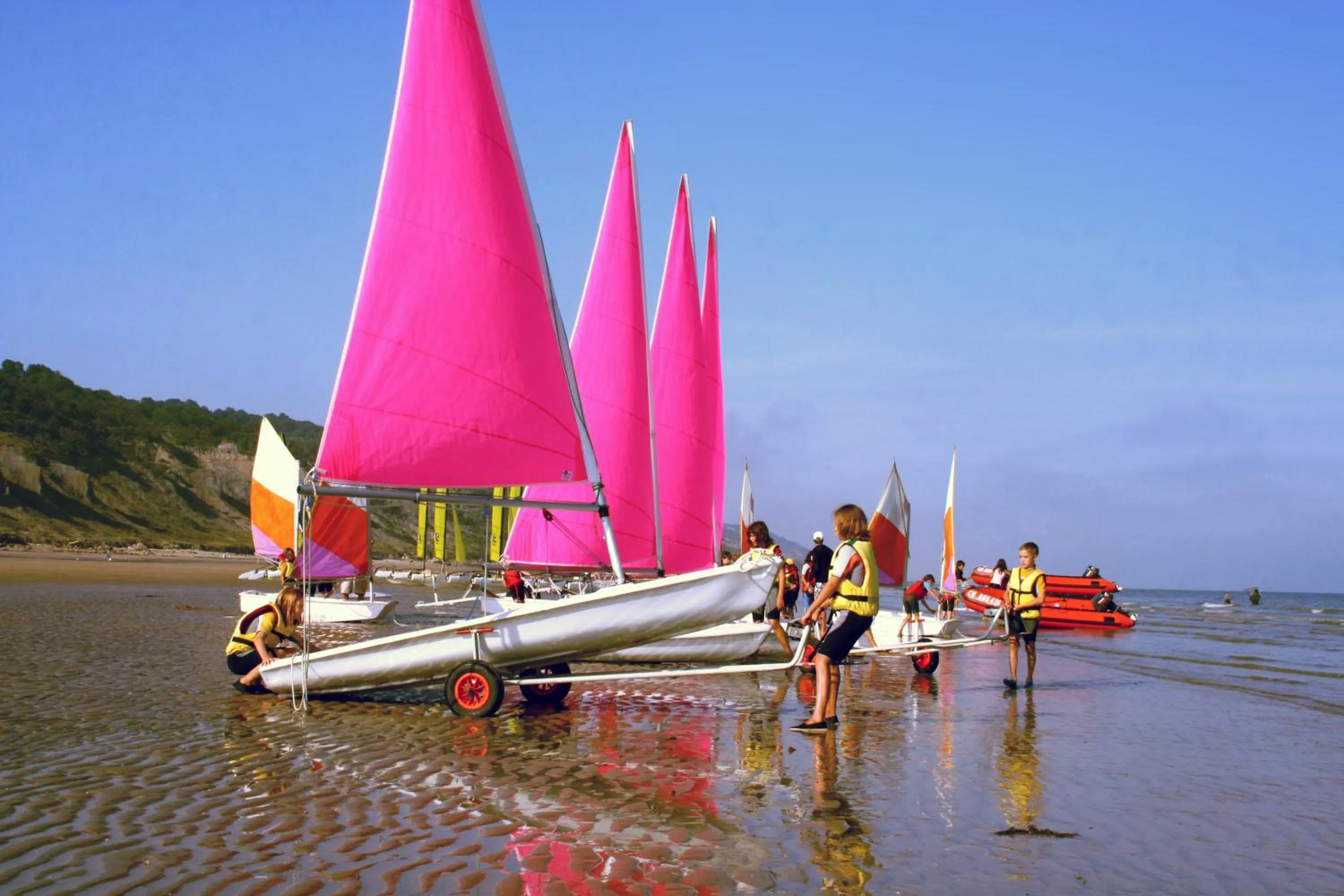 Area and facilities in Logis Hôtel Restaurant Le Dauphin et Le Spa du Prieuré