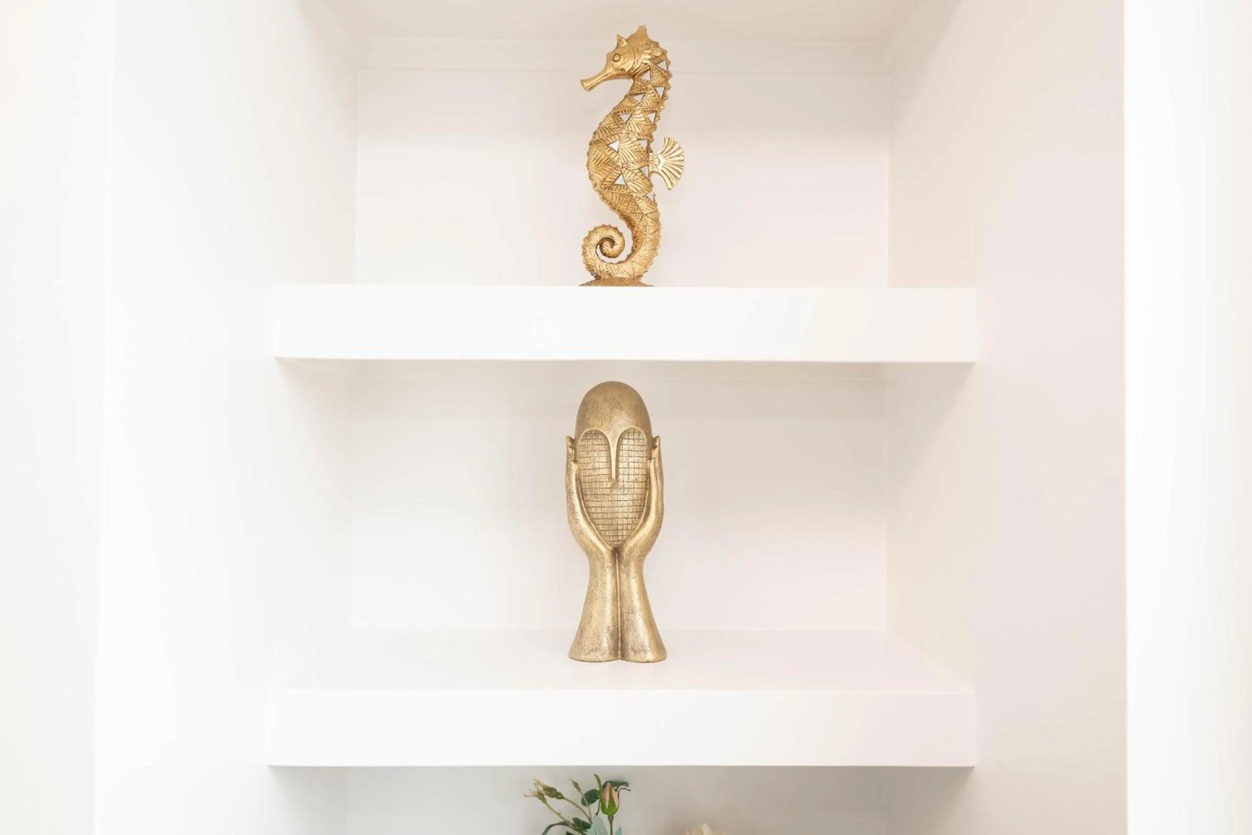 Decorative detail in Sky-Rise Apartments